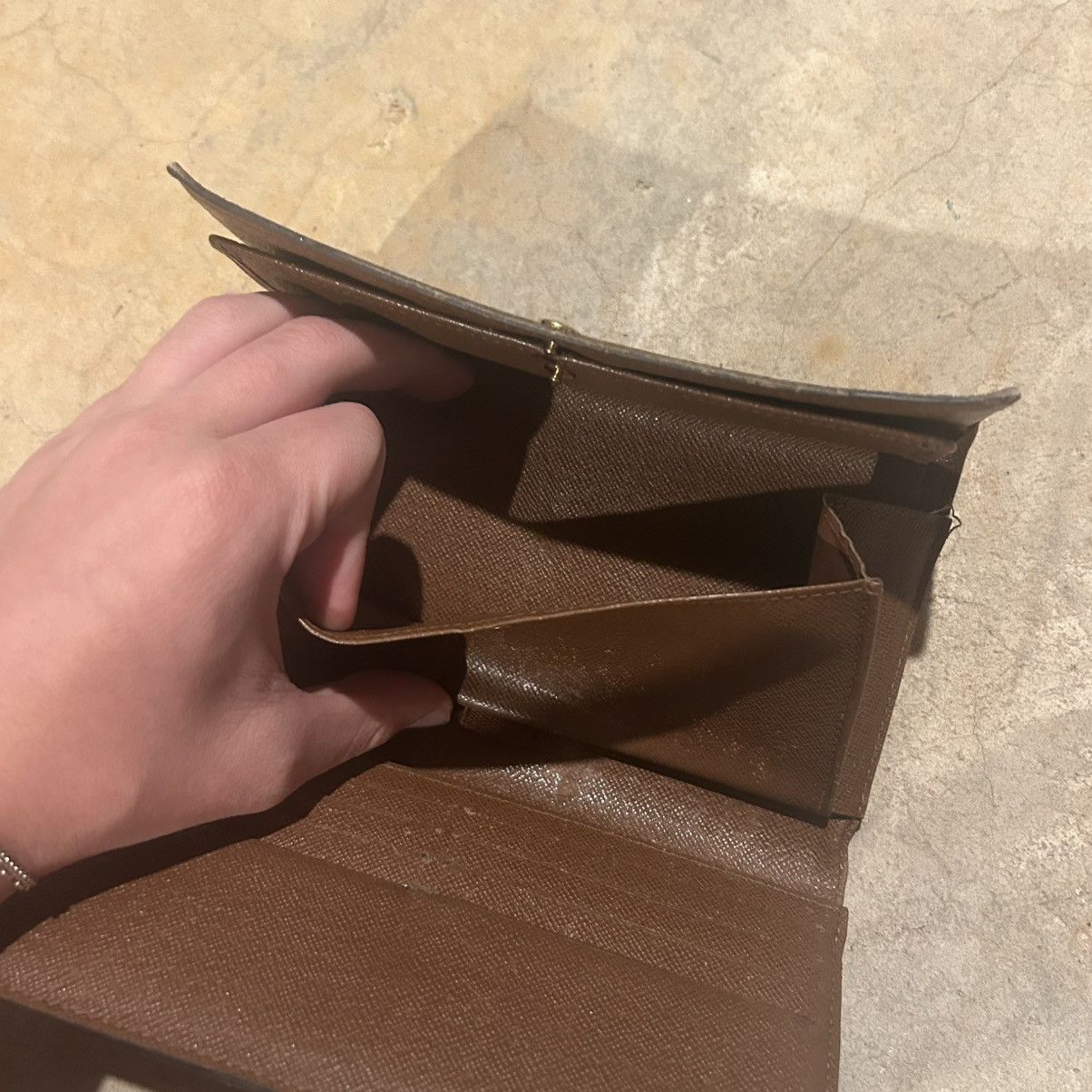 Designer × Louis Vuitton × Vintage Vintage Louis Vuitton LV Monogram Sarah Trifold Long Wallet Size ONE SIZE - 16 Thumbnail