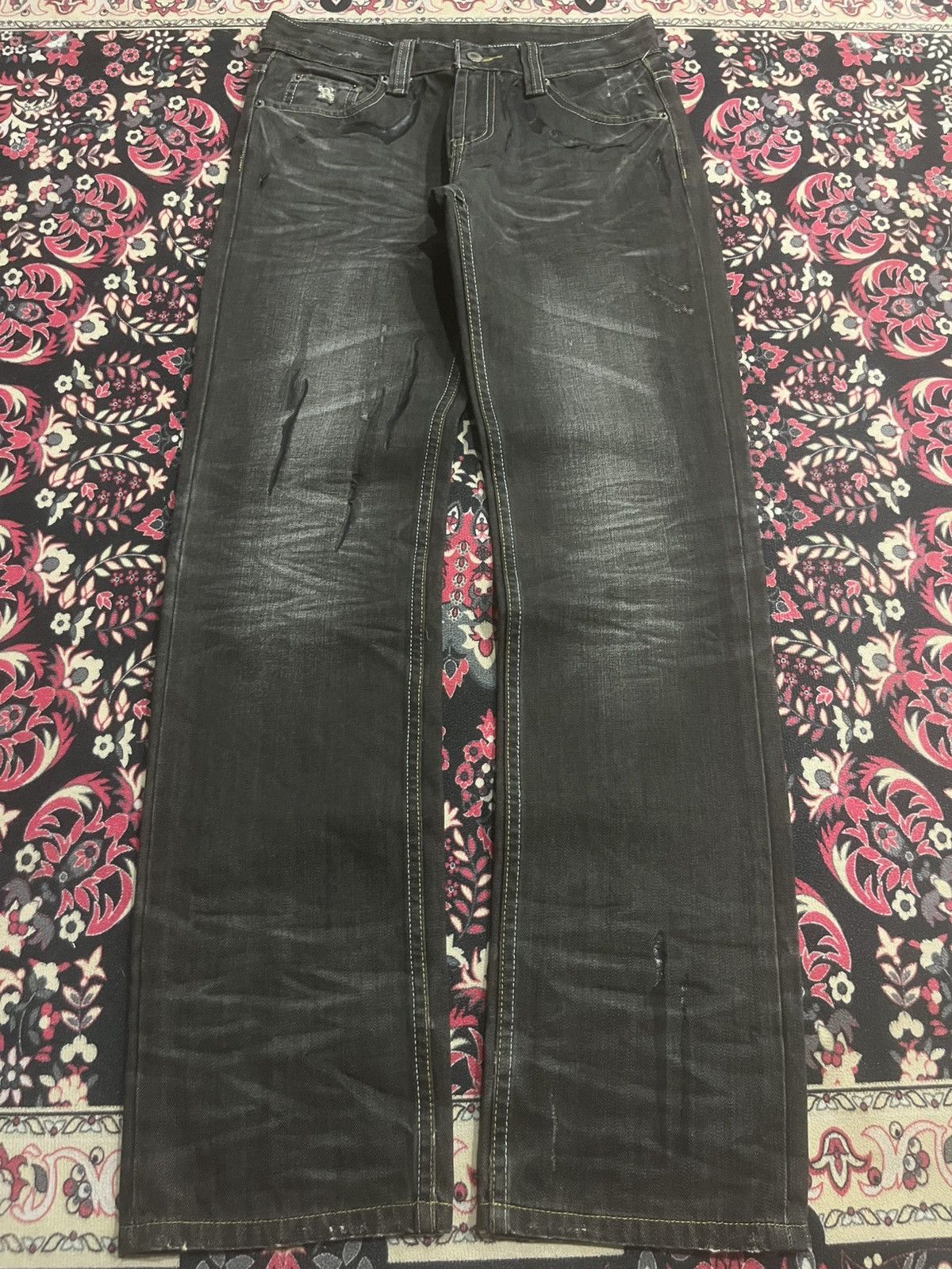 Le Grande Bleu (L.G.B.) Japan Solberry Dark Washed Graffiti Pocket Whisker Jeans Size US 29 - 1 Thumbnail