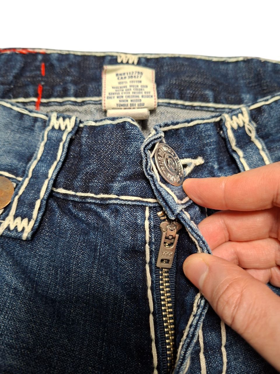 True Religion TRUE RELIGION VINTAGE SK8 MADE IN USA DENIM JEANS SHORTS Size US 32 / EU 48 - 2 Thumbnail