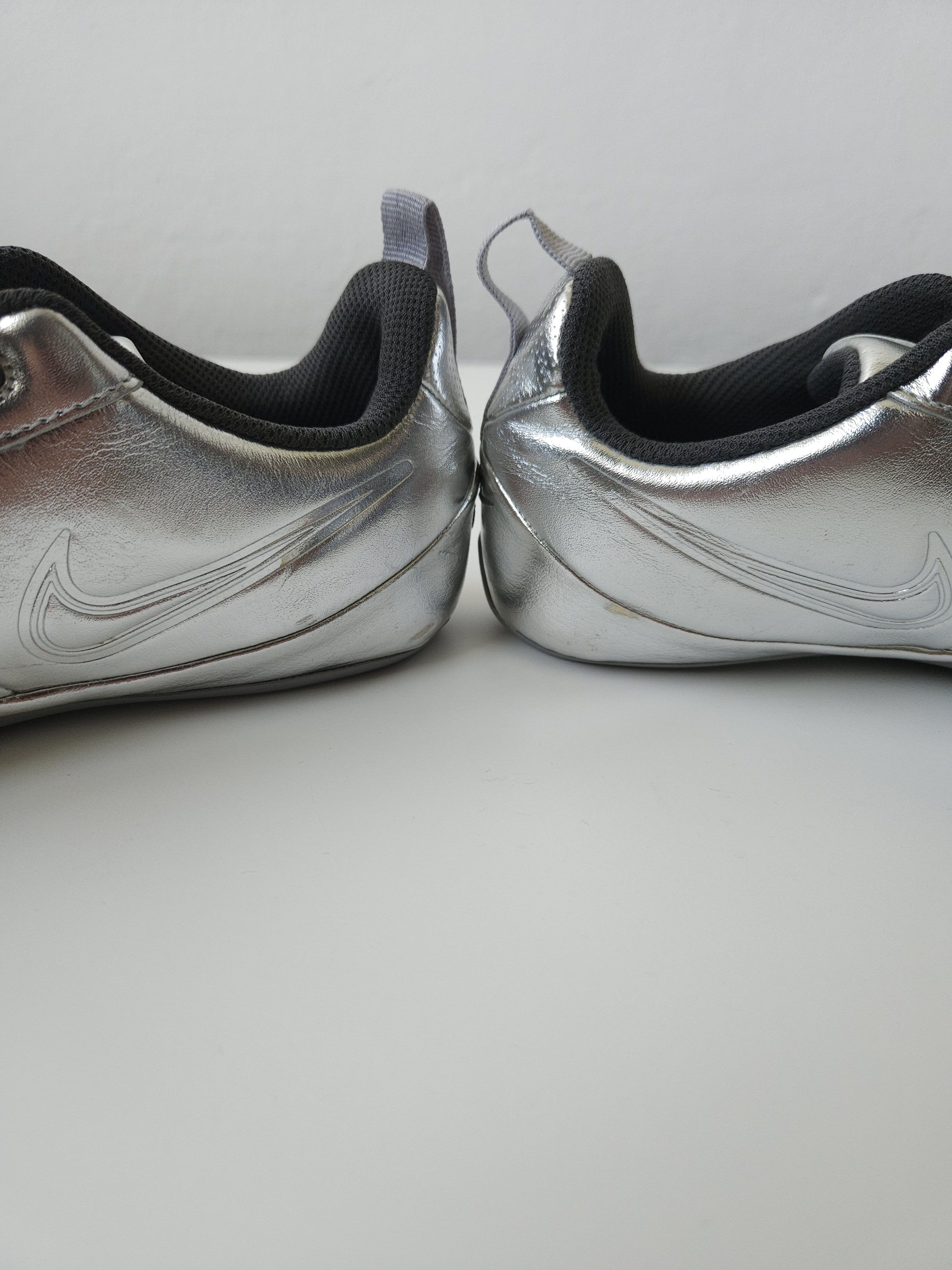 Nike Vintage y2k nike fixed speed v silver Size US 6.5 / IT 36.5 - 16 Thumbnail