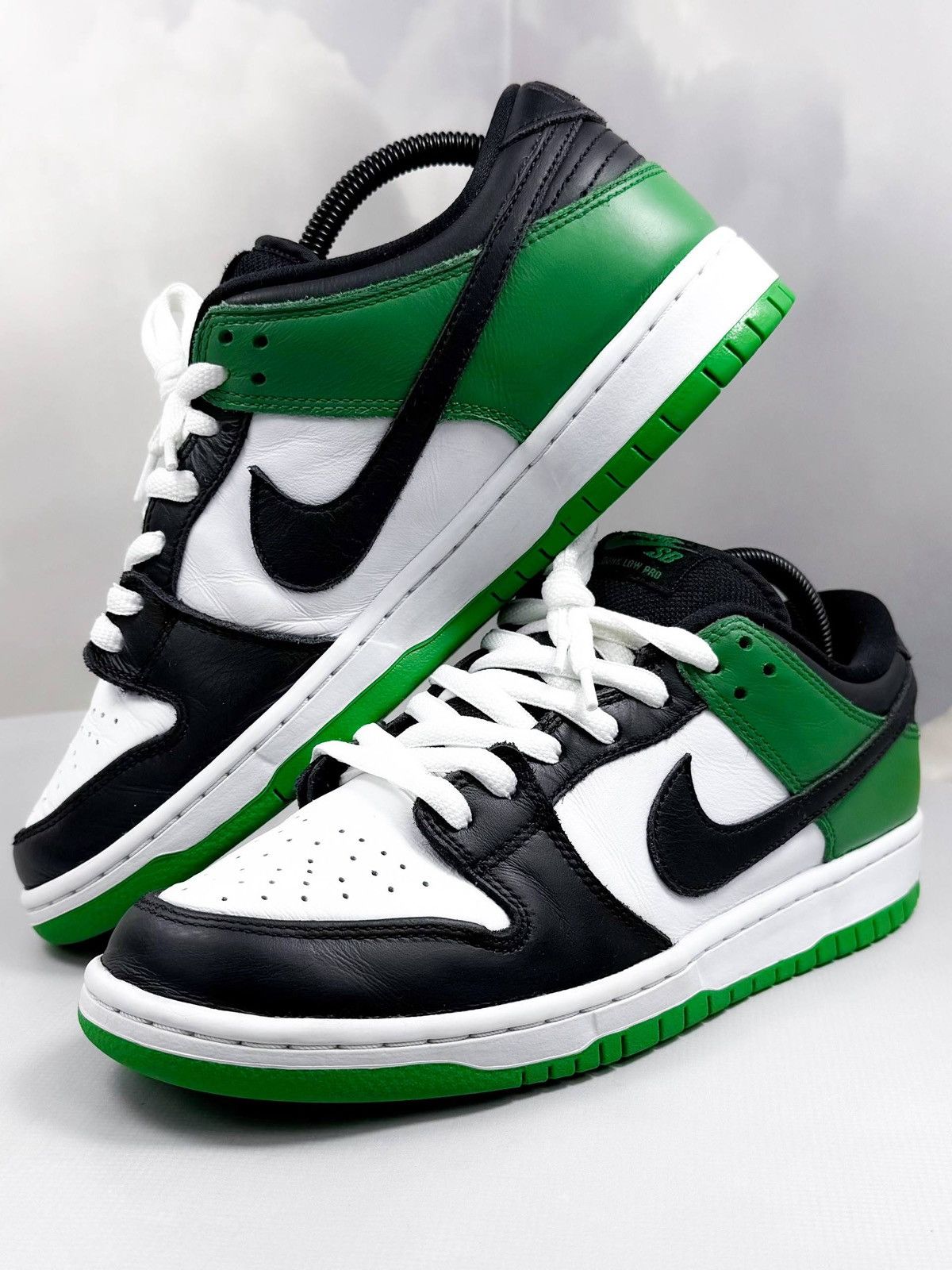 Nike Nike SB Dunk Low “Lucky Green” 🍀🔥 – US 9 Size US 9 / EU 42 - 4 Thumbnail