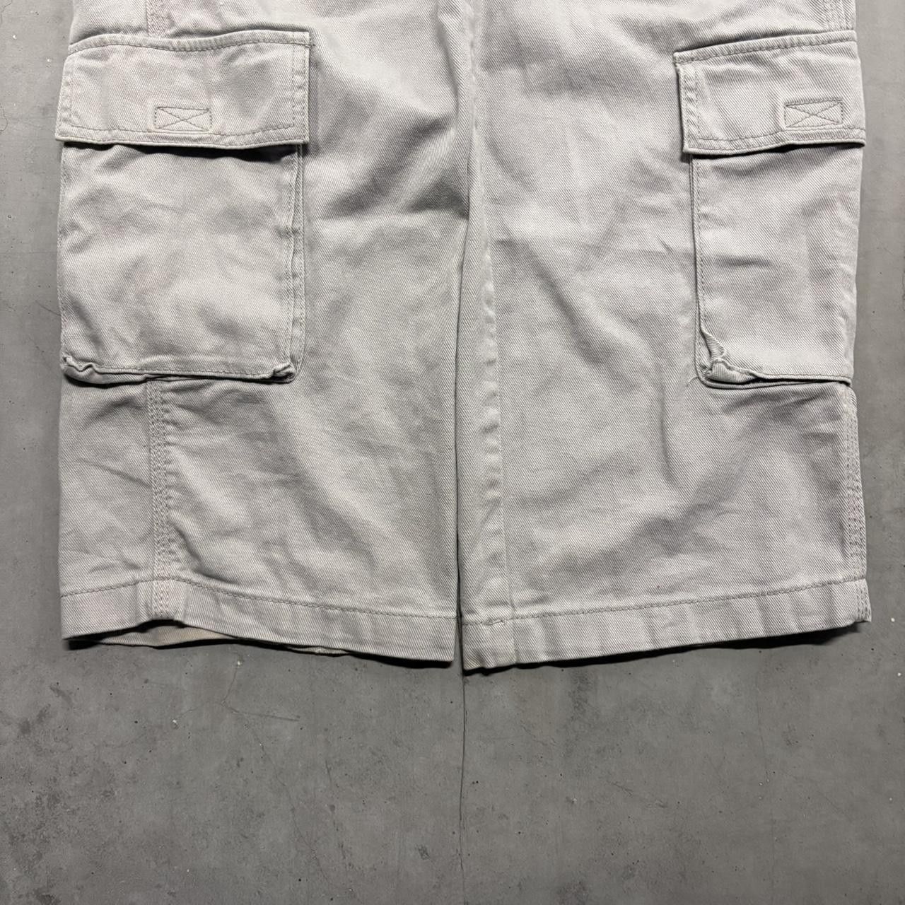Japanese Brand × Vintage Crazy Vintage Y2K/2000s Super Baggy WideLeg Grey Cargo Pants! Size US 26 / EU 42 - 3 Thumbnail