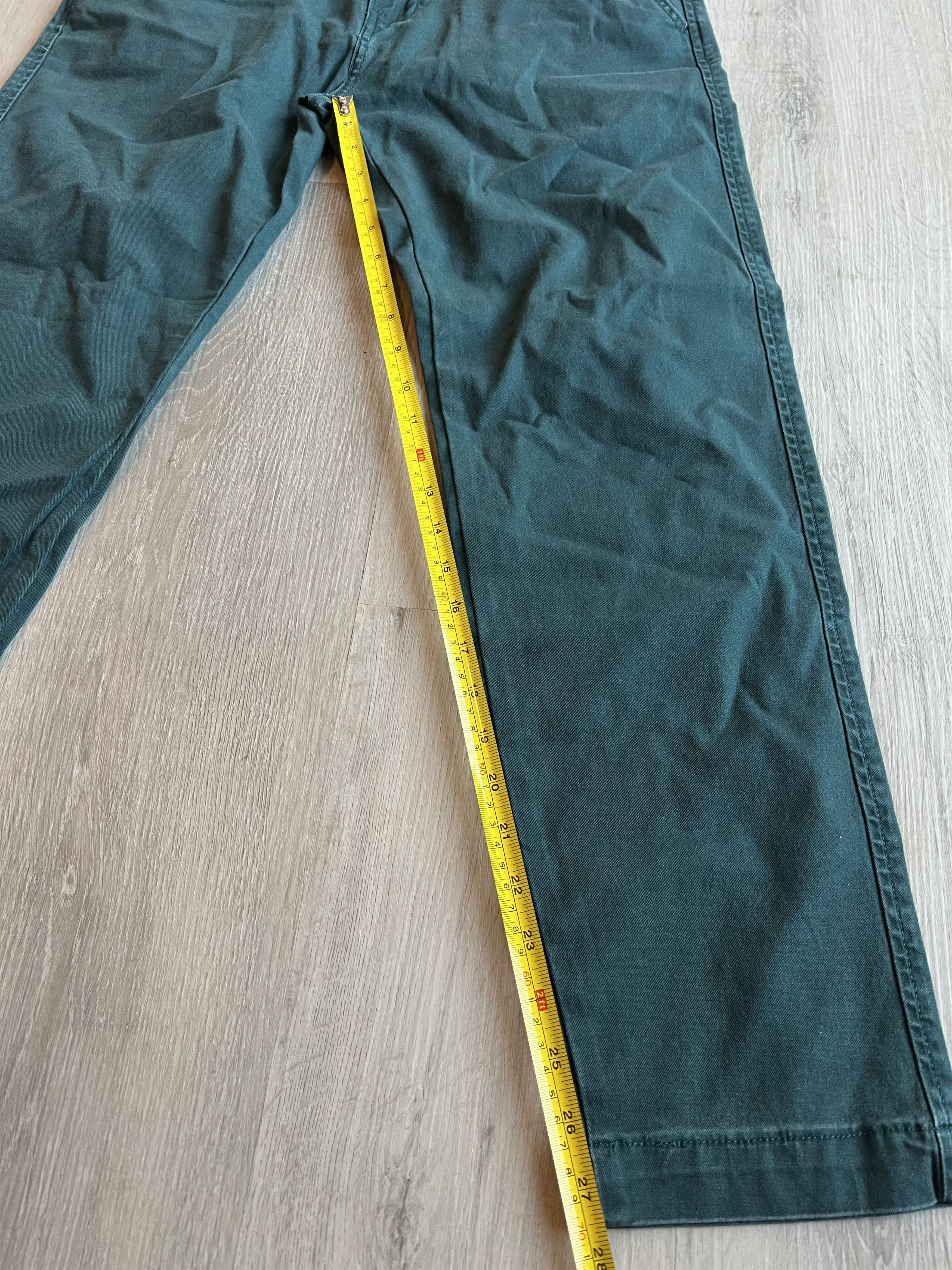 Levi's Standard fit Tapered Chino Pants / Forest Green work wear Size US 32 / EU 48 - 7 Thumbnail