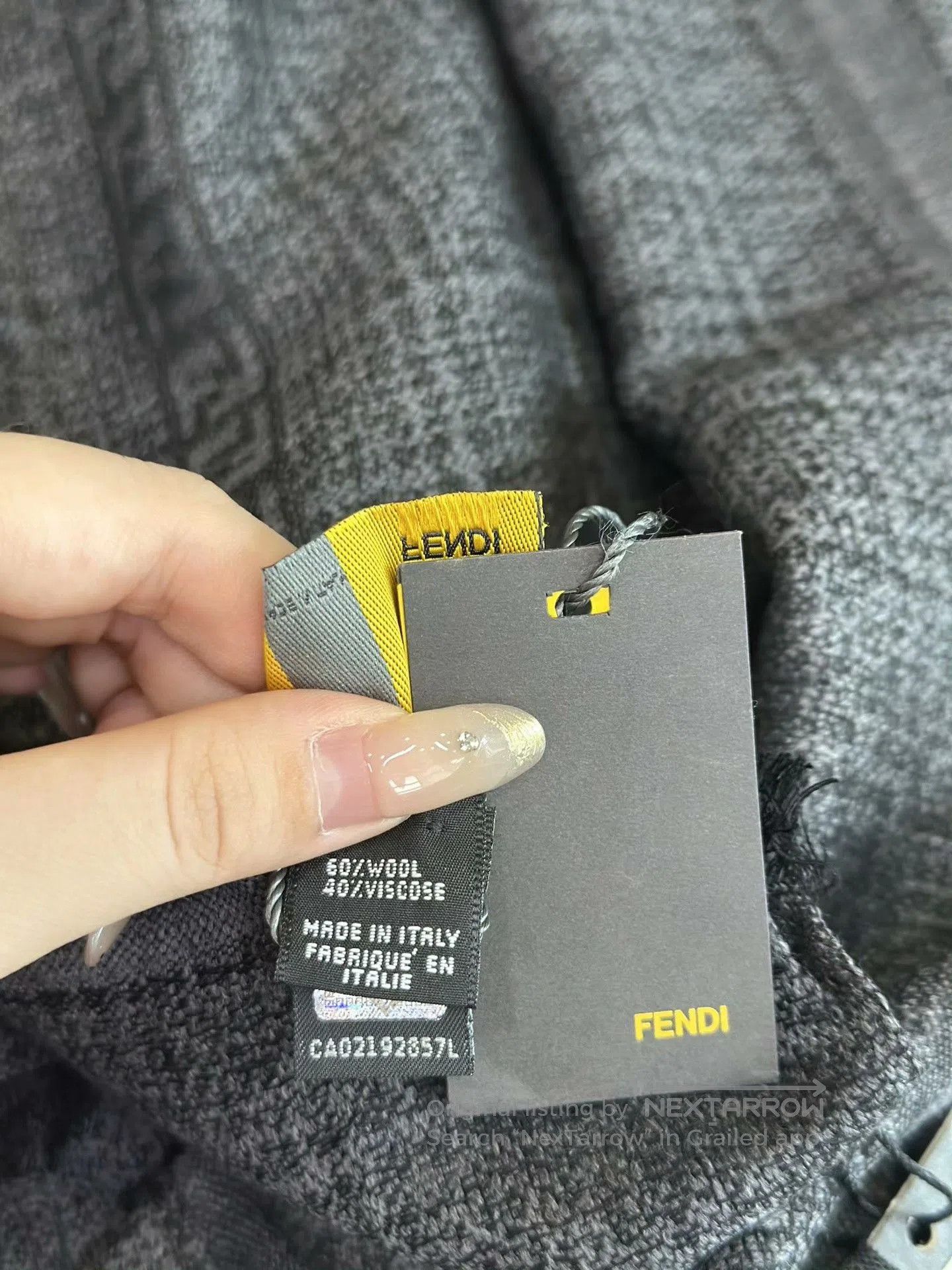 Fendi Fendi Black Gray Wool Scarf. Size ONE SIZE - 7 Thumbnail
