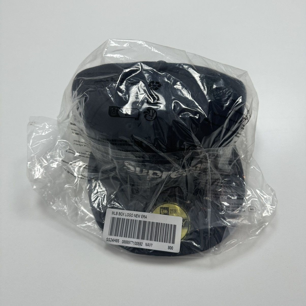 MLB × New Era × Supreme Supreme MLB Teams Box Logo New Era Hat Navy Size 8 Size ONE SIZE - 3 Thumbnail