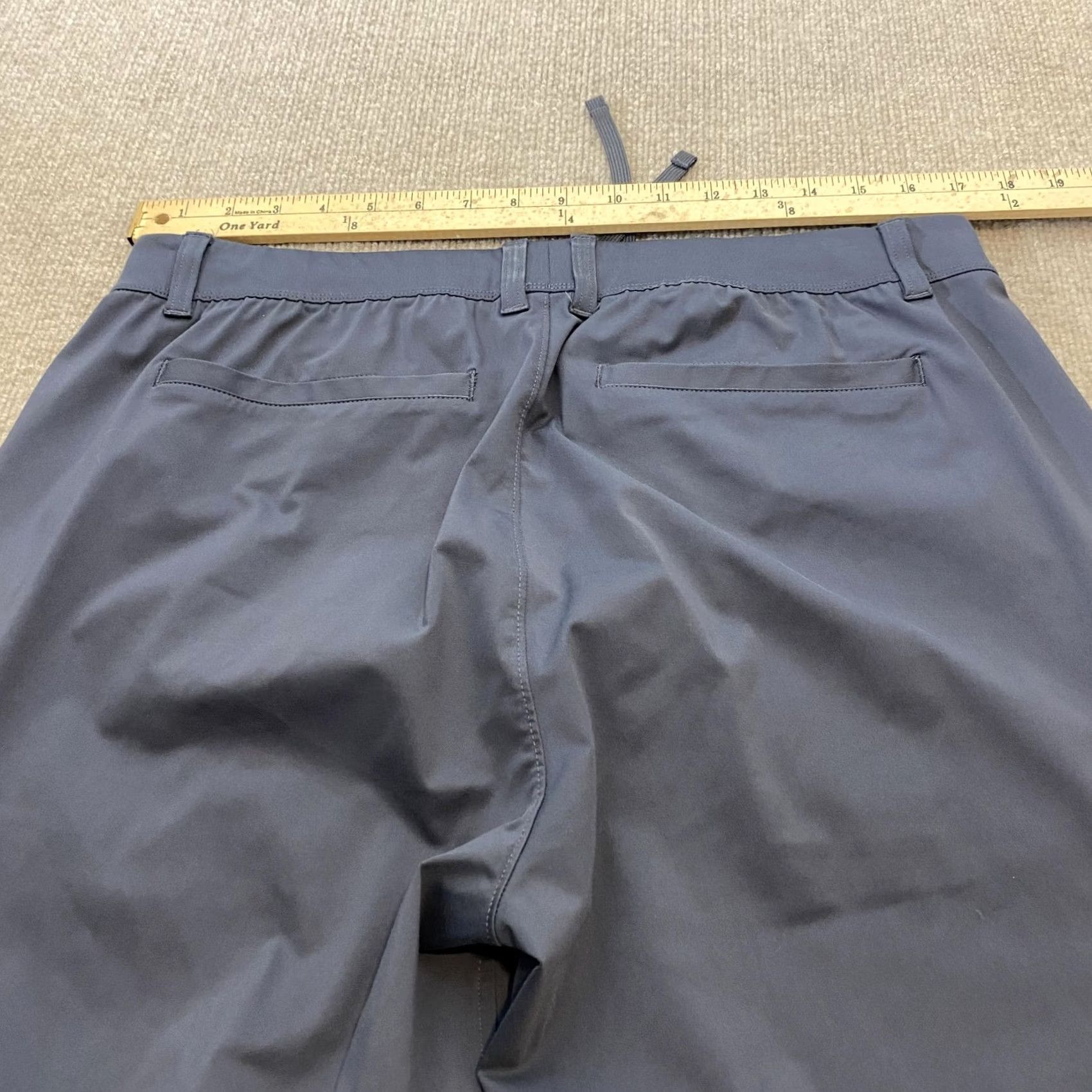 Rhone Rhone Pants Mens Large Gray Performance Khakis Elastic Waist Drawstring Travel Size US 33 - 6 Thumbnail