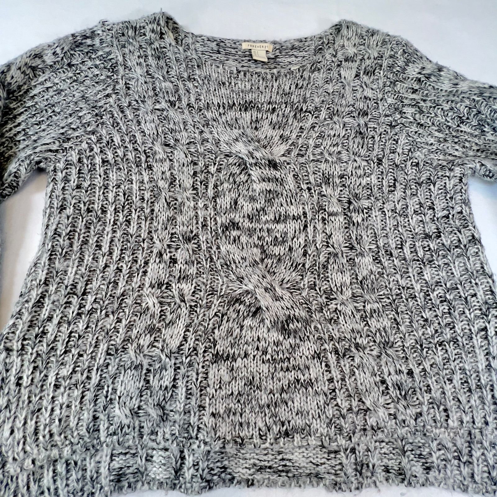 Forever 21 Forever 21 Cable Knit Sweater Woman's S 100% Acrylic Size S / US 4 / IT 40 - 3 Thumbnail