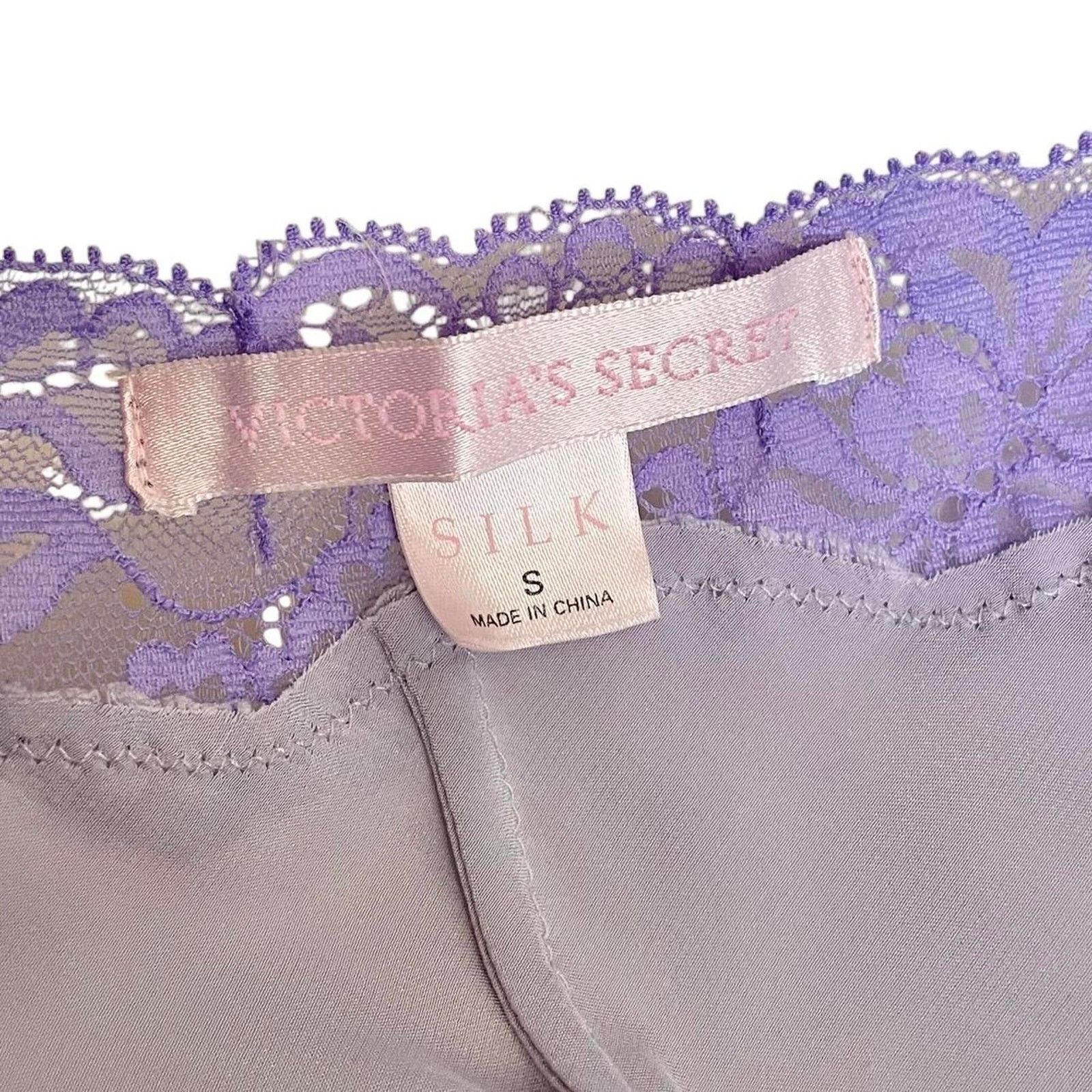 Victoria's Secret VTG Y2K 2002 Victoria's Secret silk slip dress Size S Size S / US 4 / IT 40 - 7 Thumbnail