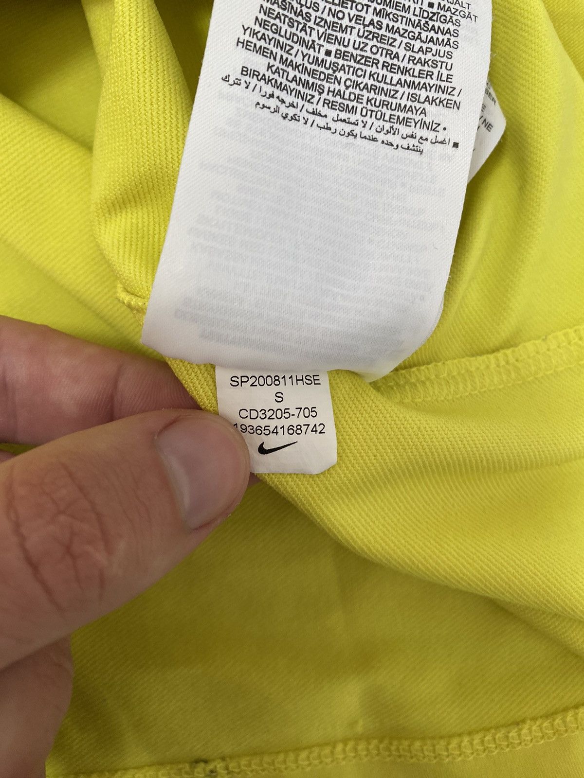 Nike Nike F.C. Barcelona Yellow Training Jersey Long Sleeve Size US S / EU 44-46 / 1 - 15 Thumbnail