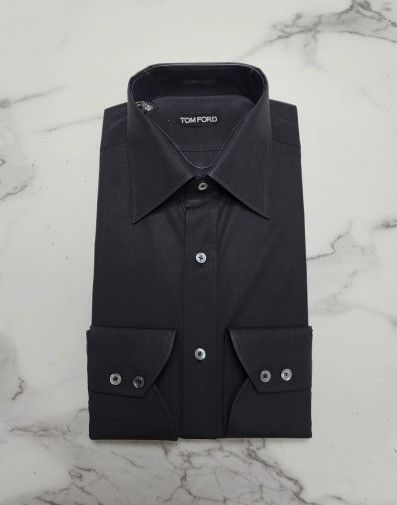 o1sm1stk0124 Classic Collar Dress Shirt in Black