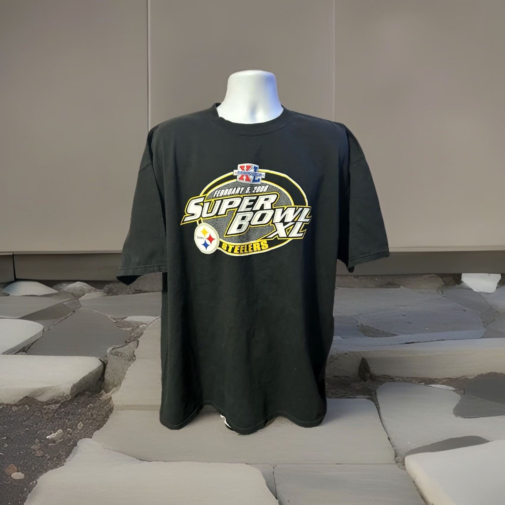 Lee VINTAGE Steelers T-Shirt Lee 2006 2XL Black Short Sleeve Men Shirt 2XL Football NFL Football Shirt Mens Steelers Shirt Size US XXL / EU 58 / 5 - 7 Thumbnail