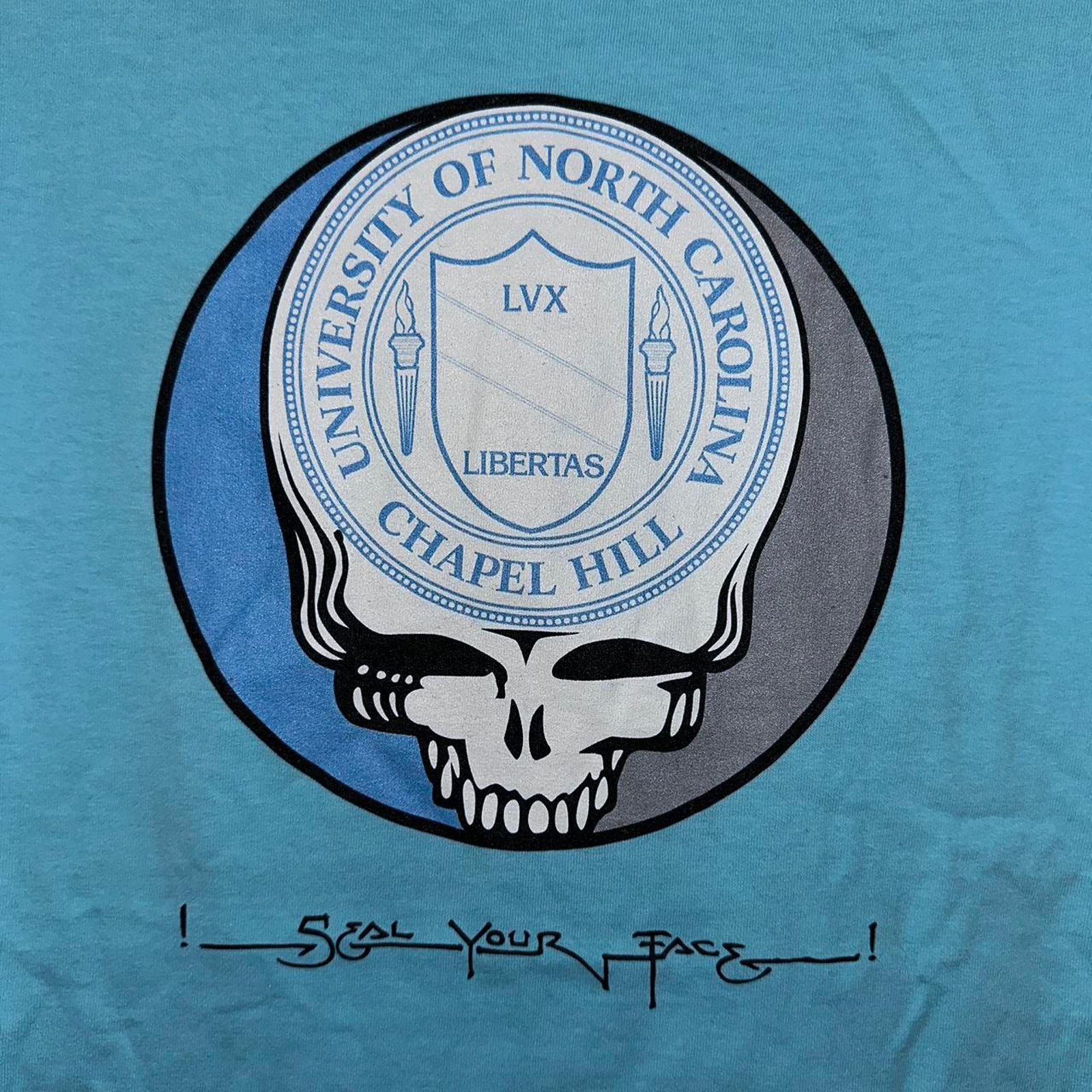 Gildan × Grateful Dead University of North Carolina Grateful Dead T shirt size M Size US M / EU 48-50 / 2 - 3 Thumbnail