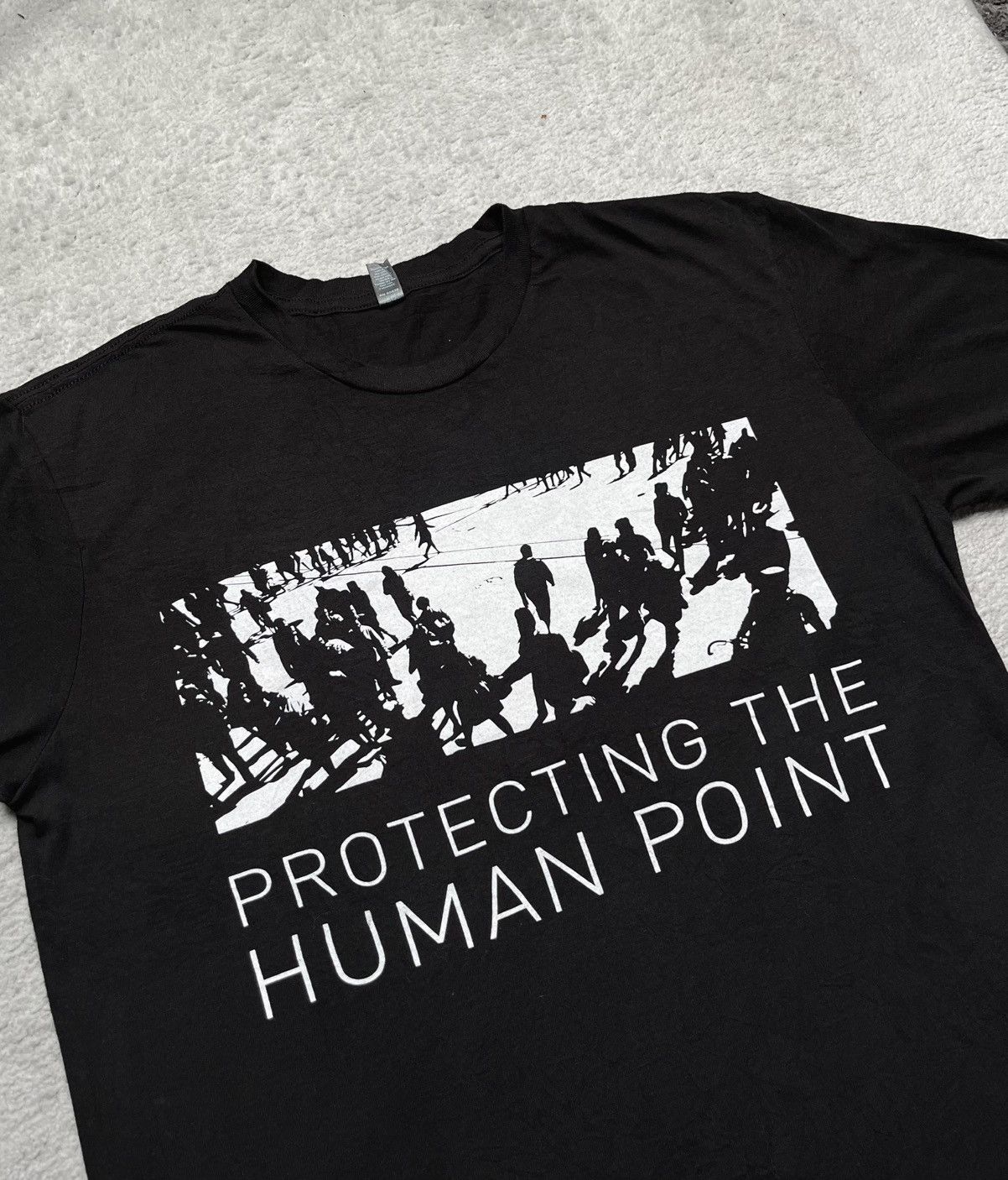 Vintage Vintage Black T-Shirt Tee Print Human Point Size US L / EU 52-54 / 3 - 2 Thumbnail