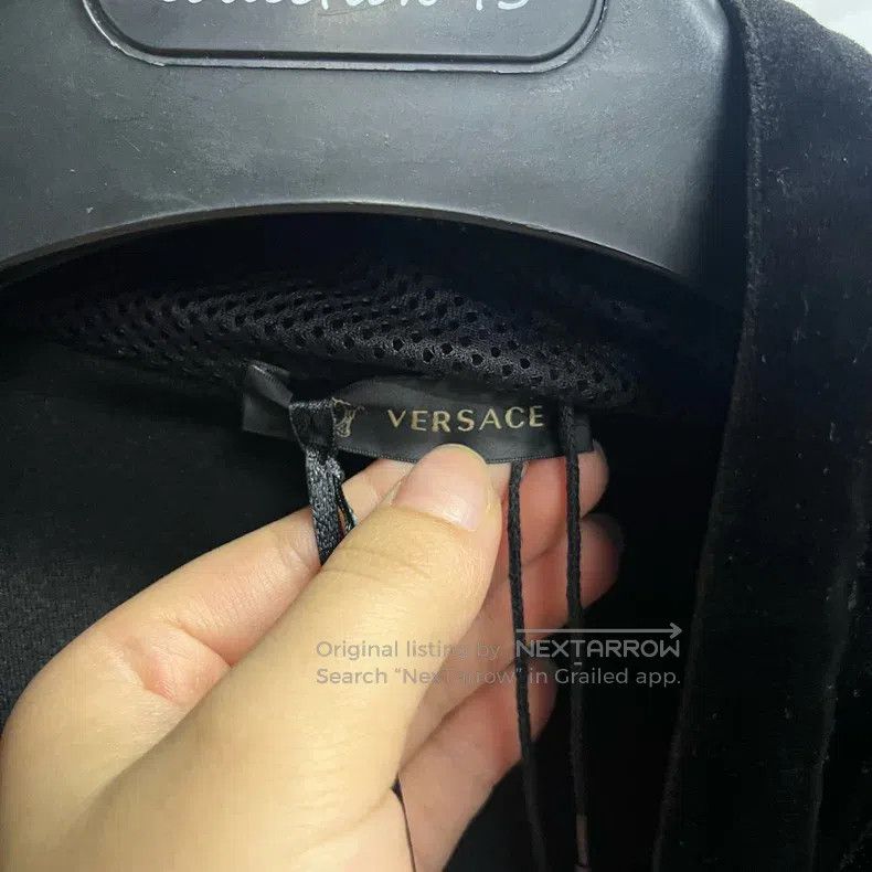 Versace Versace Black zippered sportswear sweatshirt jacket Size M / US 6-8 / IT 42-44 - 2 Thumbnail