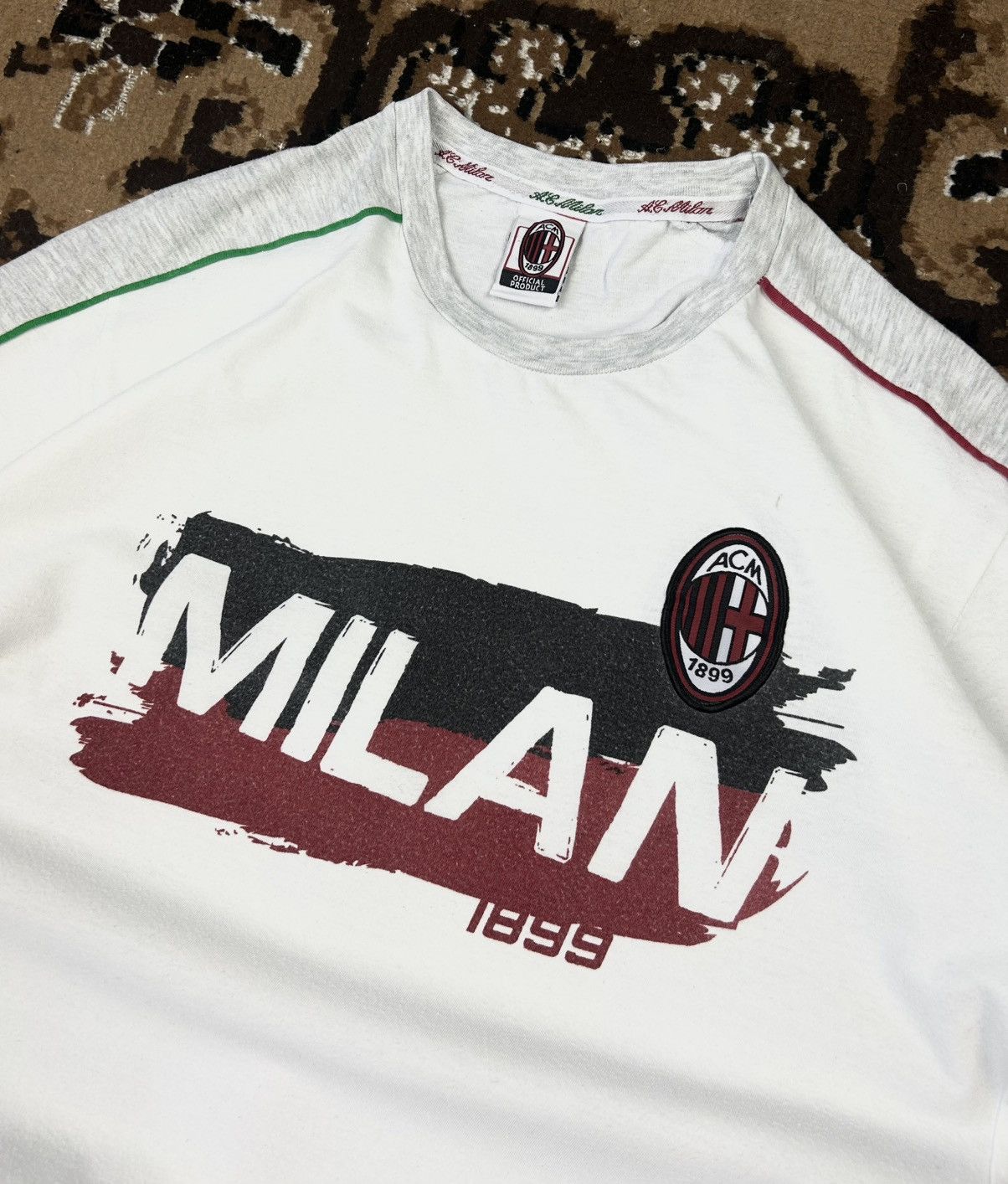 Vintage Vintage AC Milan 1899 Graphic Tee Soccer Shirt Size US S / EU 44-46 / 1 - 5 Thumbnail