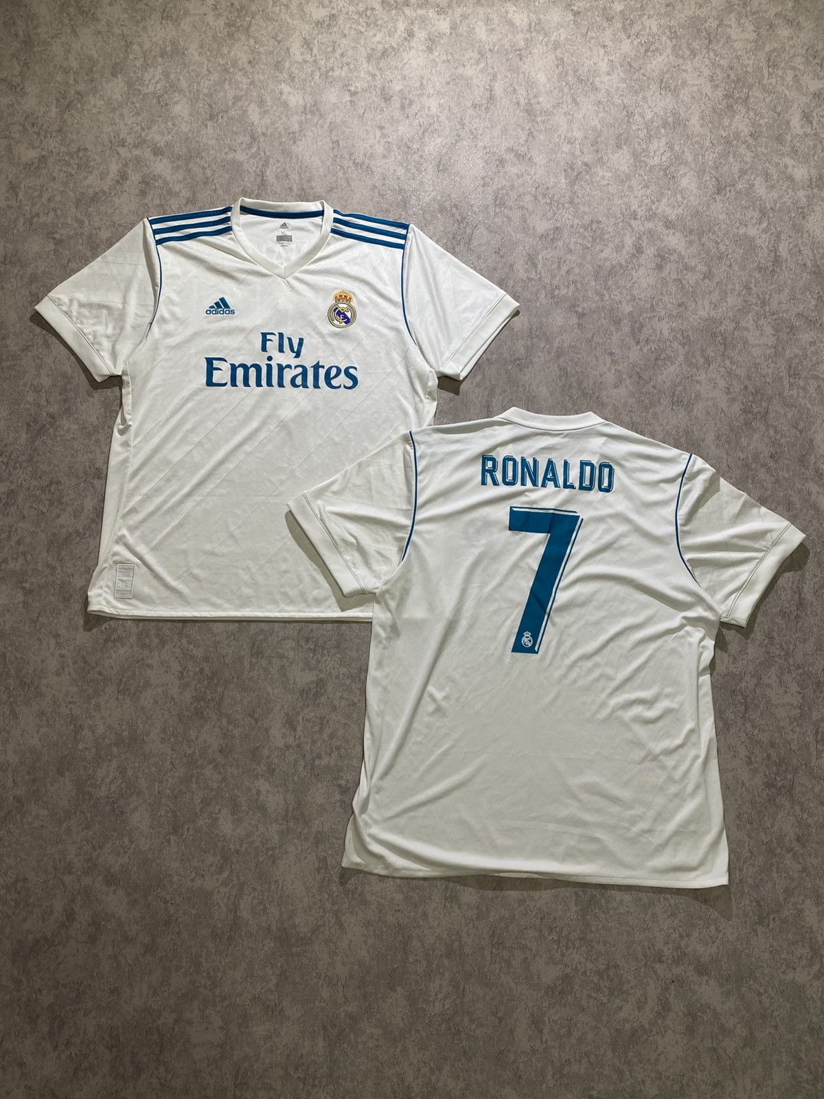 Adidas CR7 Real Madrid 2017/18 Home Jersey Ronaldo #7 Final Season Size US XL / EU 56 / 4 - 1 Thumbnail