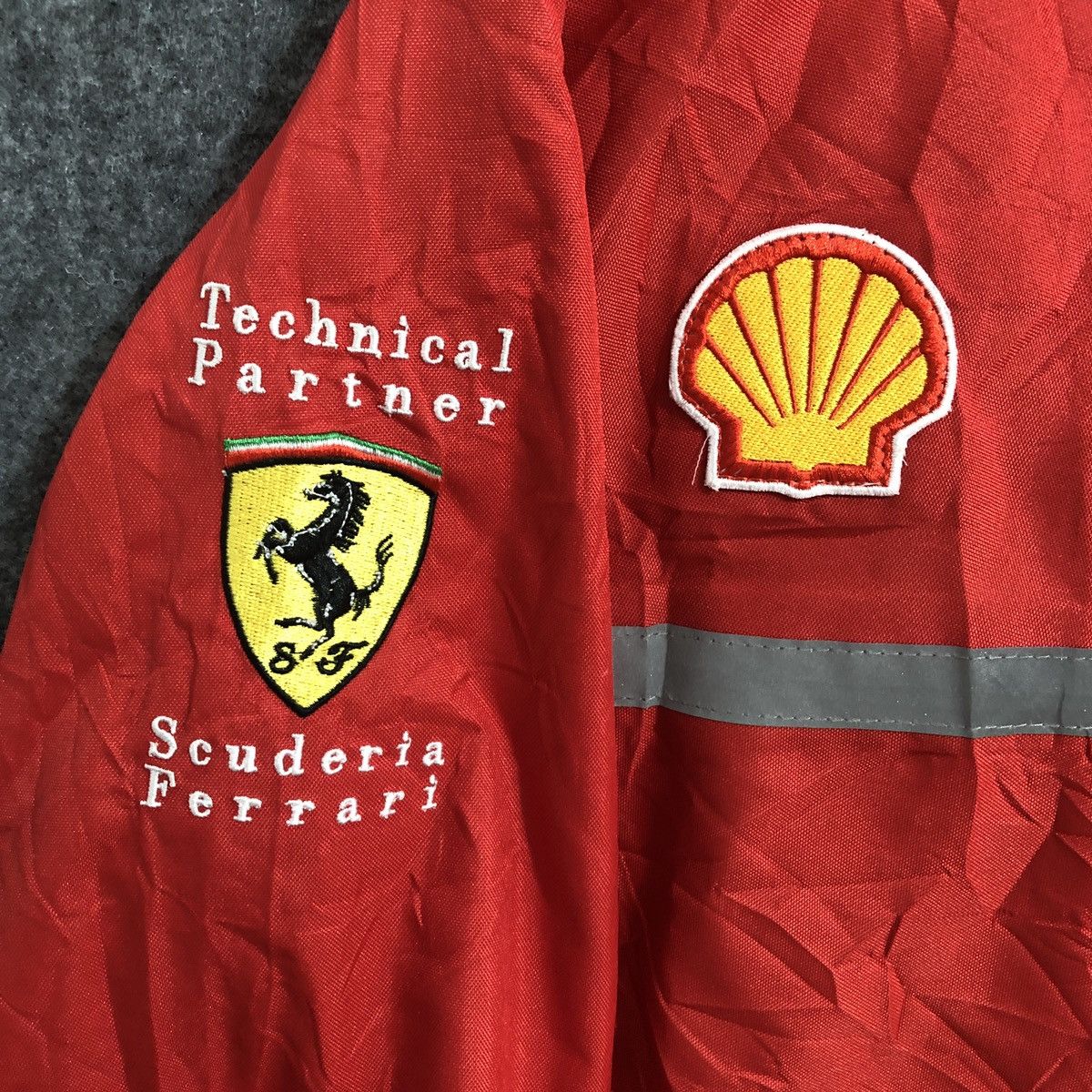 Ferrari Shell Scuderia Ferrari Technical Partner Jacket Size US XL / EU 56 / 4 - 2 Thumbnail