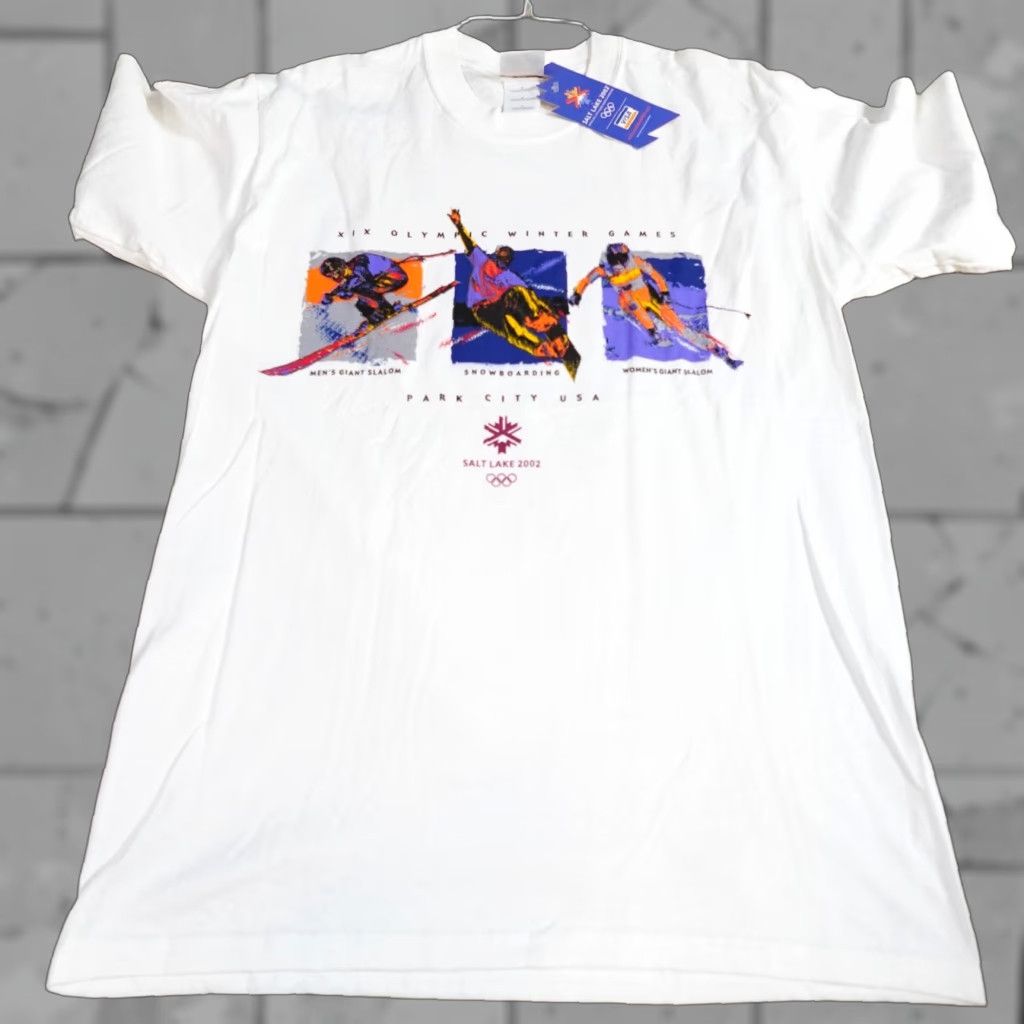 Vintage VINTAGE American Vintage Shirt Mens M White Slalom Snowboarding 1990s USA Winter Crew Neck Short Sleeve T-Shirt Size M Size US M / EU 48-50 / 2 - 1 Thumbnail