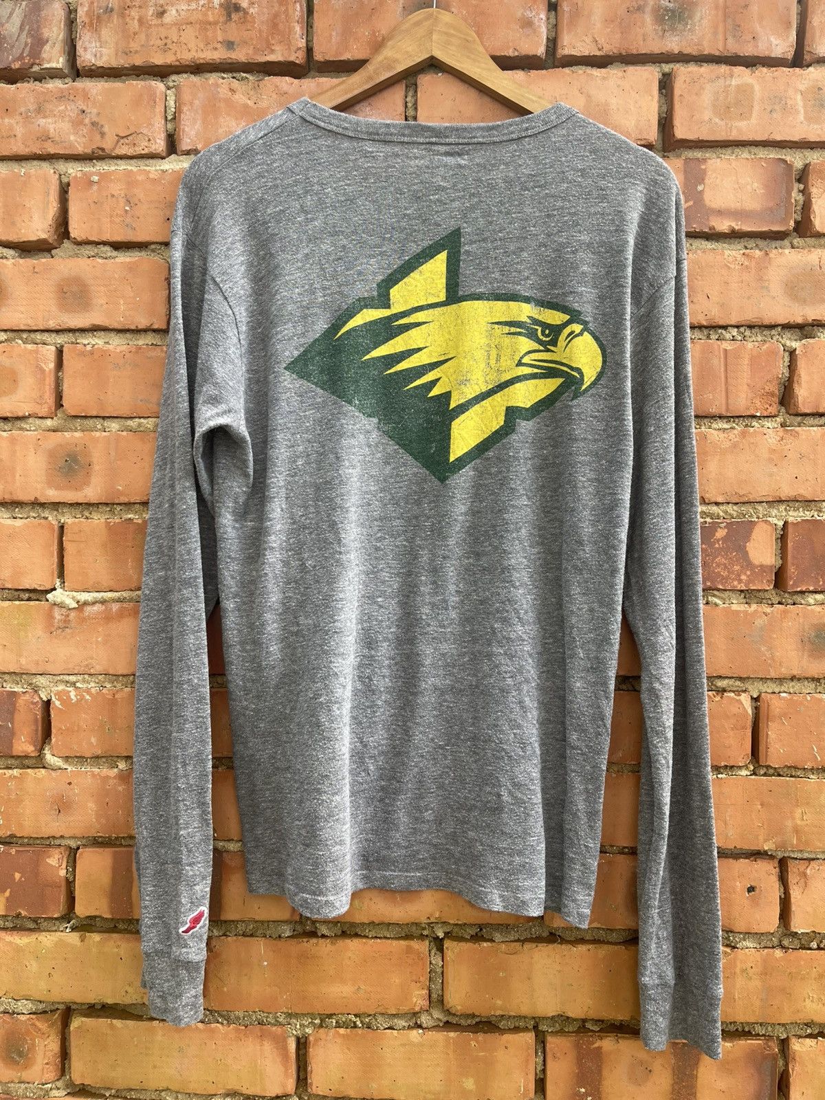 Other VTG Looks CONCORDIA UNIVERSITY 3 BLENDS T-SHIRT Size US L / EU 52-54 / 3 - 3 Thumbnail