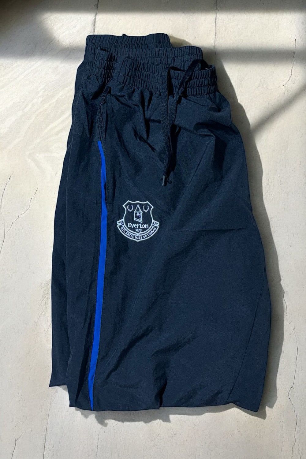 Umbro Everton Trackpants Umbro / (L) / Pasha Style Size US 40 / EU 56 - 3 Thumbnail