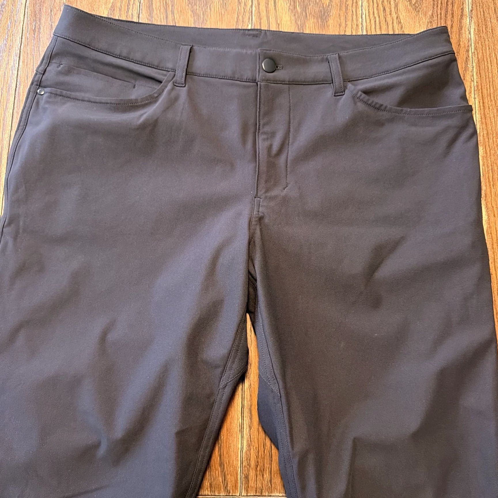 Lululemon Lululemon Men’s Pants Black Size 36x31 Stretch Zip Pocket Size US 36 / EU 52 - 3 Thumbnail