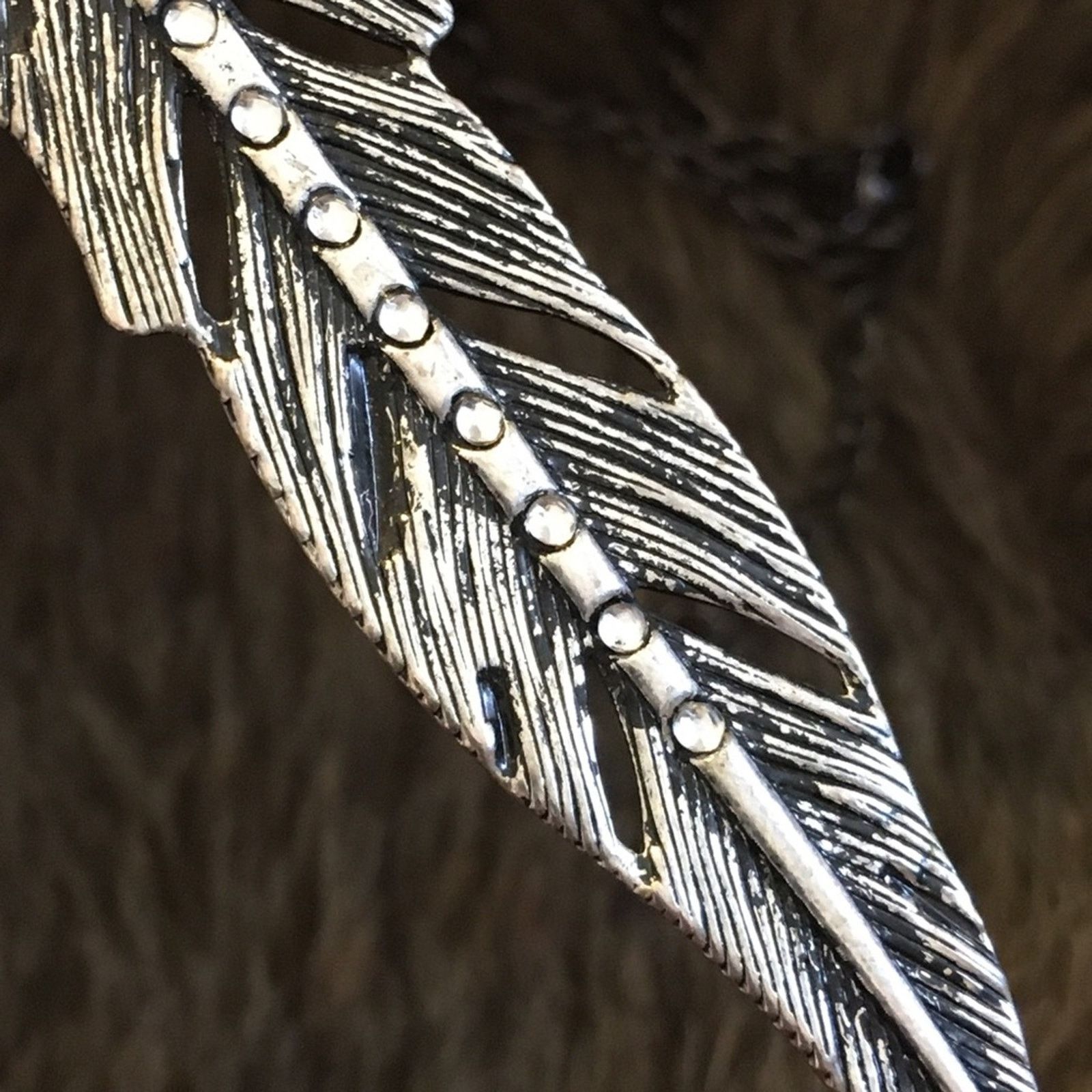 Handmade Repurposed blue stone medallion feather necklace Size ONE SIZE - 12 Thumbnail