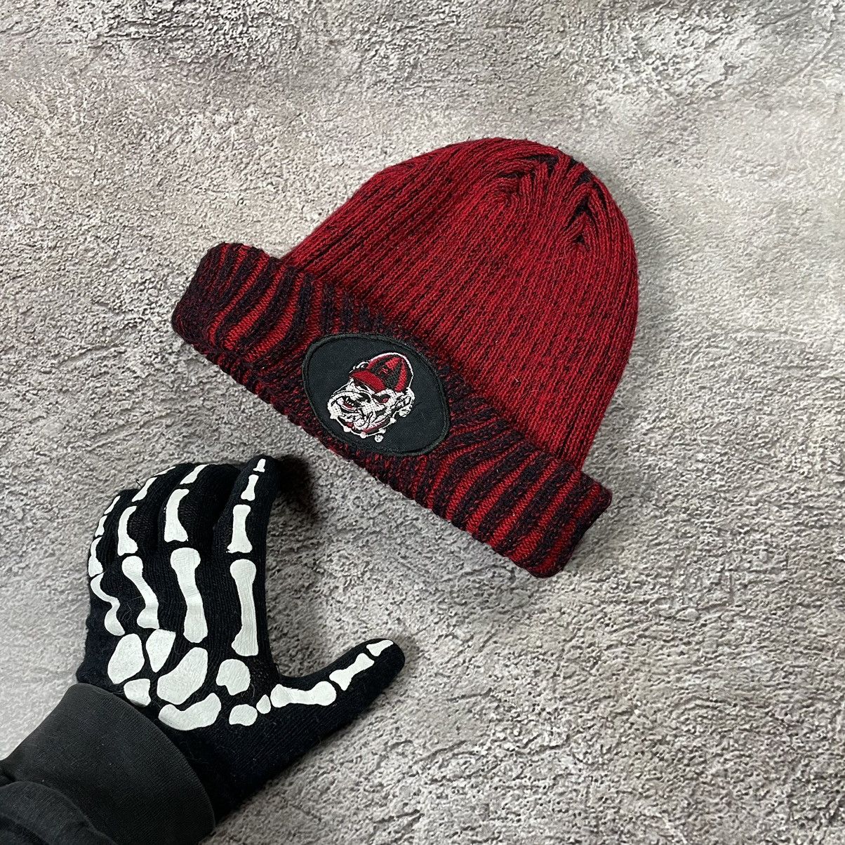 Vintage Vintage 90s Punk Beanie Skeleton Hand Graphic Streetwear OS Size ONE SIZE - 1 Thumbnail