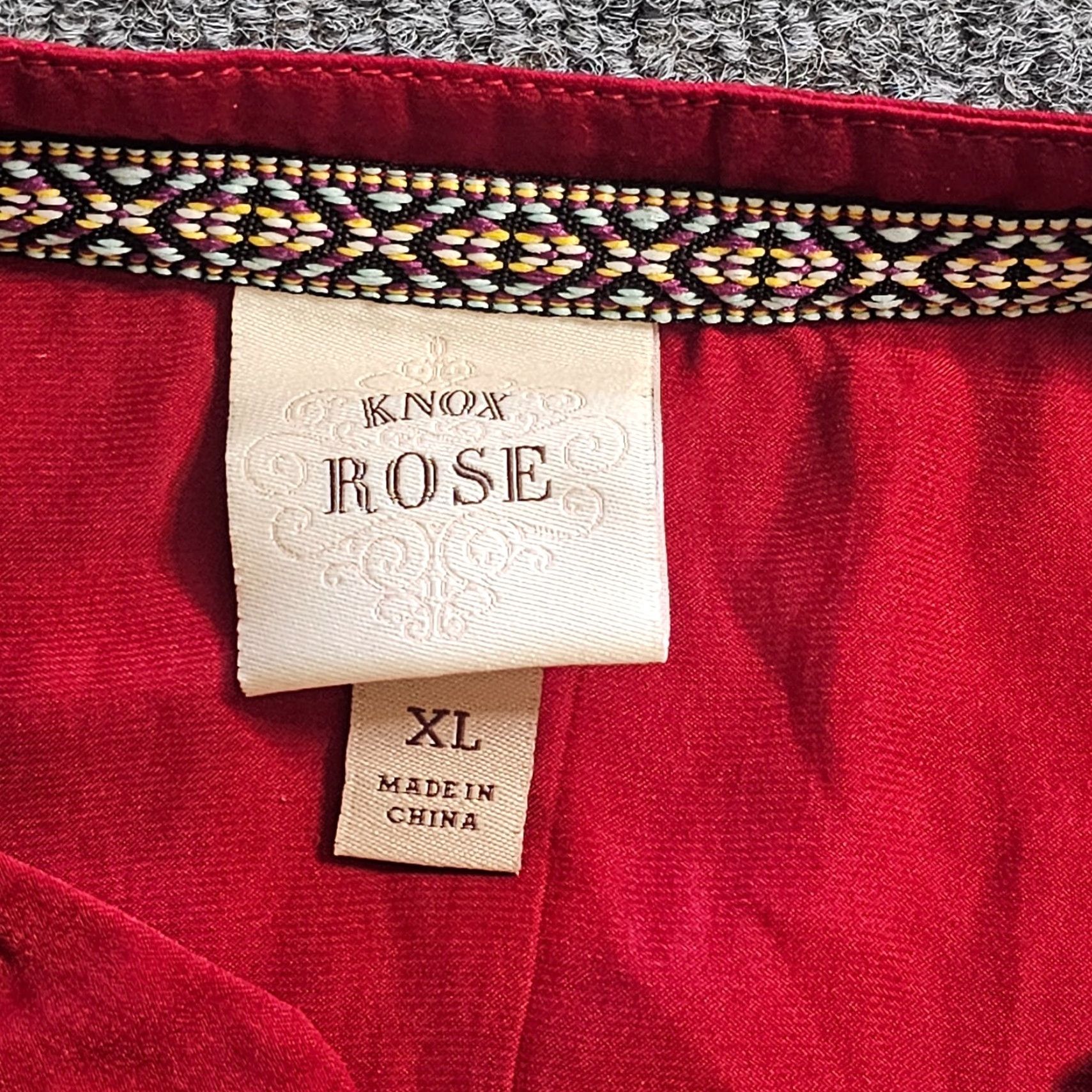 Vintage Knox Rose Top Shirt Womens XL Red Satin Pleated Long Sleeve V-Neck Blouse Size XL / US 12-14 / IT 48-50 - 3 Thumbnail