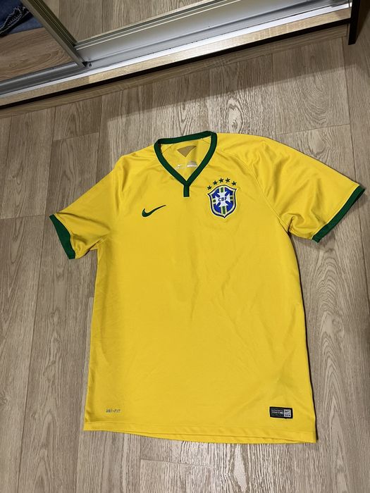 BRAZIL 2014 2015 HOME SHIRT BRASIL FOOTBALL SOCCER JERSEY NIKE