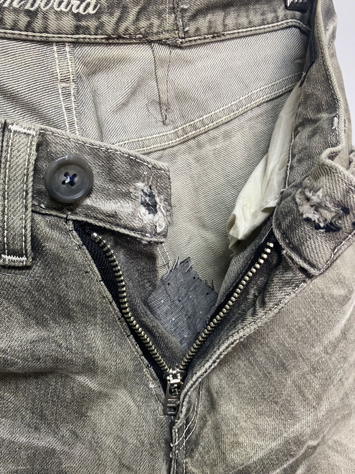 Japanese Brand Japanese Brand On Board Distressed Denim Jeans Size US 28 / EU 44 - 13 Thumbnail