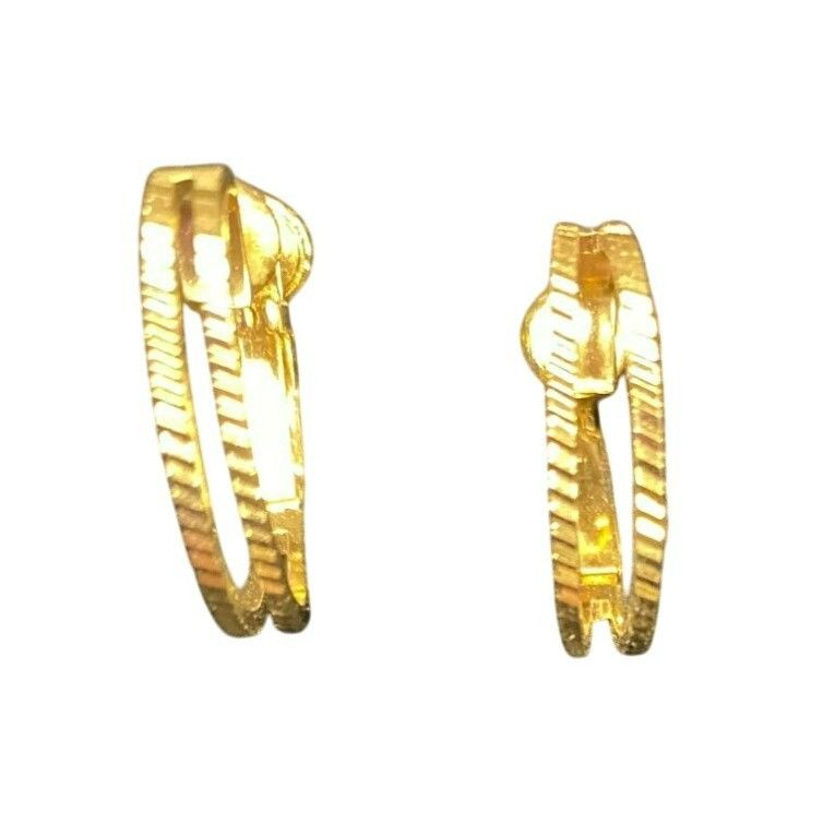 Other Vintage Signed Napier Gold-Tone Textured Hoop Clip-On Earrin Size ONE SIZE - 1 Thumbnail