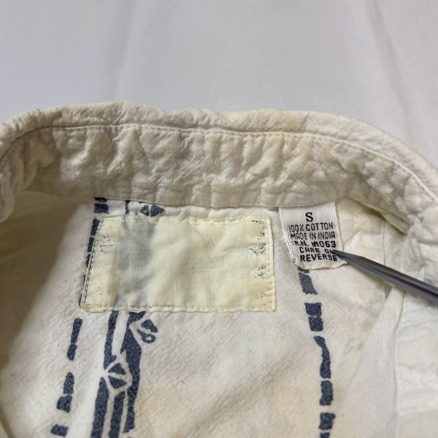 Vintage VINTAGE Men’s White 70s Button-Up Short Sleeve Shirt S Cotton Shirt Mens Far Size US S / EU 44-46 / 1 - 2 Thumbnail