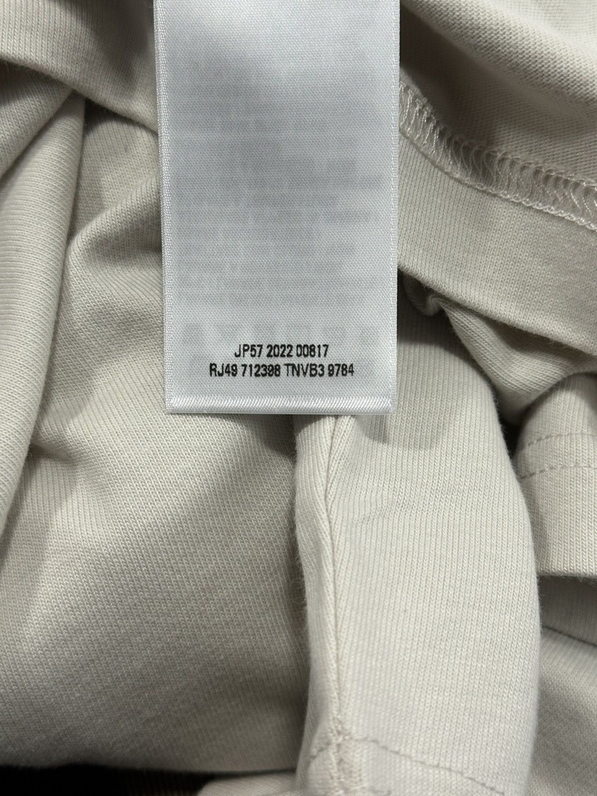 Balenciaga Balenciaga FW22 Be Different T-Shirt Size US L / EU 52-54 / 3 - 6 Thumbnail