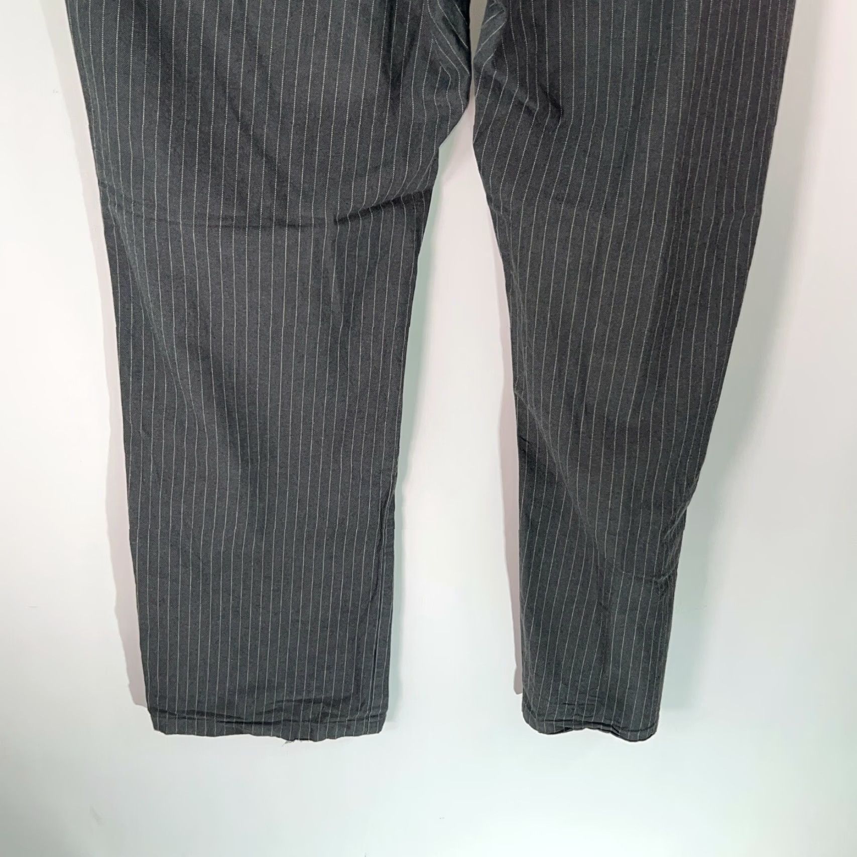 DKNY DKNY Jeans Dress Pants Mens Gray Striped Flat Front Mid Rise Straight Leg Size 38 Inseam 34 in Size US 40 / EU 56 - 5 Thumbnail