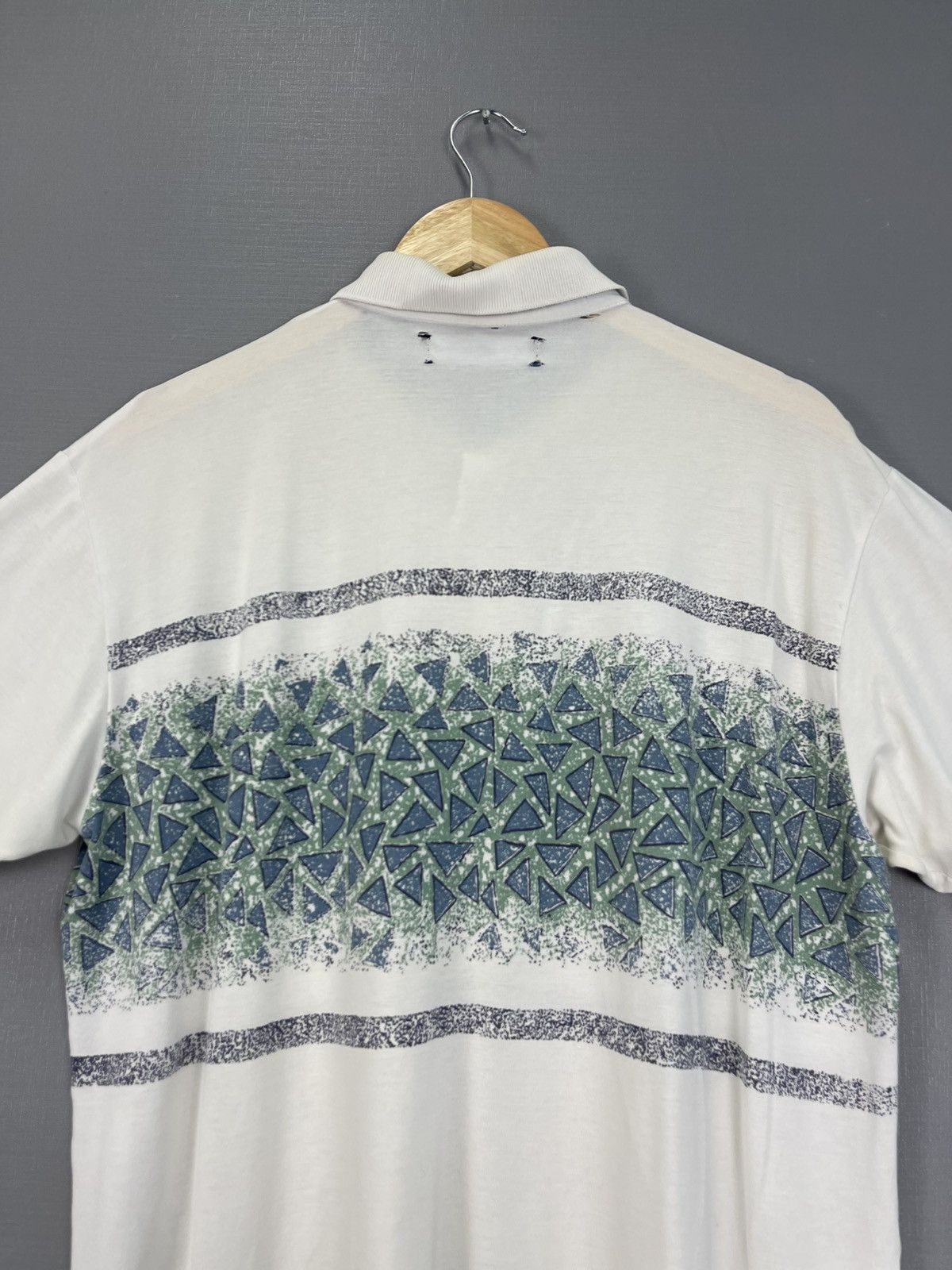 Vintage Vintage Van Heusen Polo Shirt Size US L / EU 52-54 / 3 - 9 Thumbnail