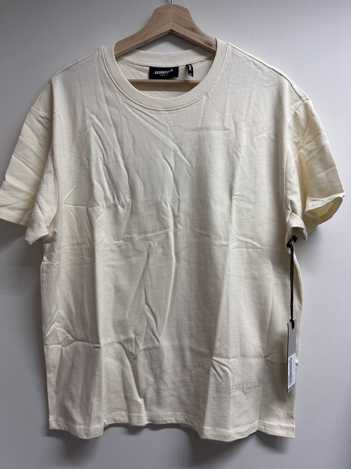 Essentials × Fear of God Fear of God essentials 3M reflective tee cream xs Size US XS / EU 42 / 0 - 2 Thumbnail