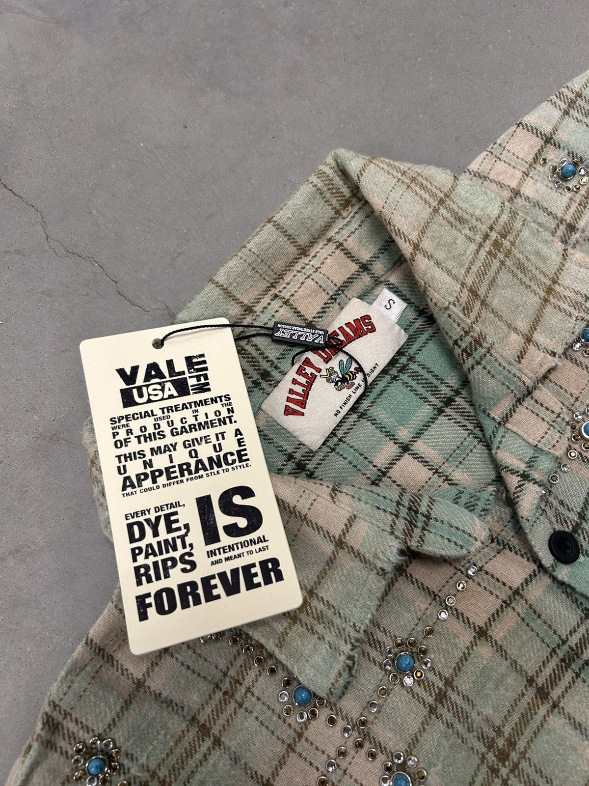 Vale Vale Forever Valley Dreams Studded Green Little Gems Flannel Size US L / EU 52-54 / 3 - 3 Thumbnail