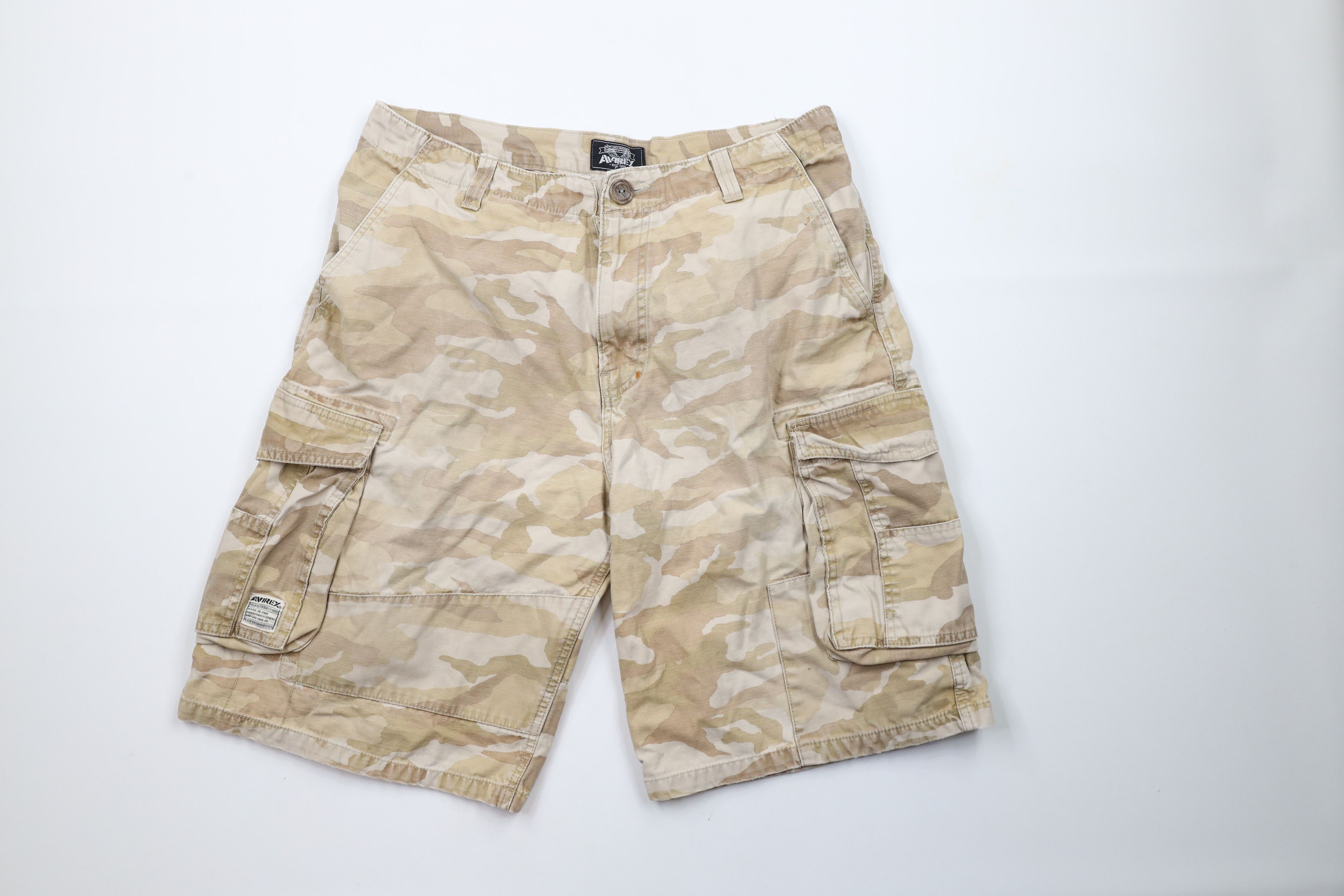Avirex × Vintage Vintage Avirex Heavyweight Military Camouflage Cargo Shorts Size US 34 / EU 50 - 1 Thumbnail