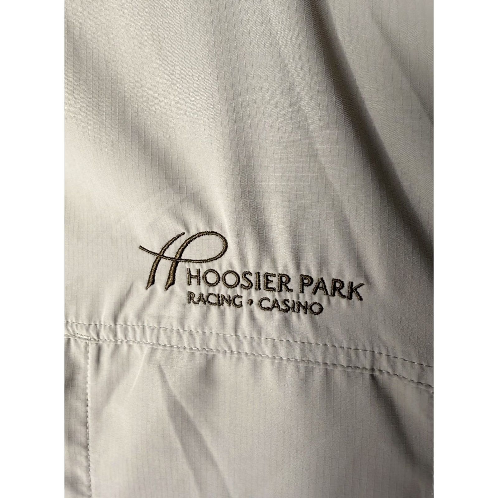 Eddie Bauer VINTAGE Eddie Bauer 3XL Shirt Men Beige Polyester Pockets Embroidered Gambling Horse Racing Hoosier Park Casino Racing Safari Button-Up Long Sleeve Size US XXL / EU 58 / 5 - 4 Thumbnail