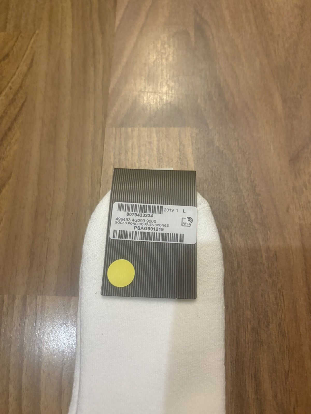 Gucci Gucci Ribbed Logo Socks White / Gold - DEADSTOCK NWT Size L Size ONE SIZE - 6 Thumbnail