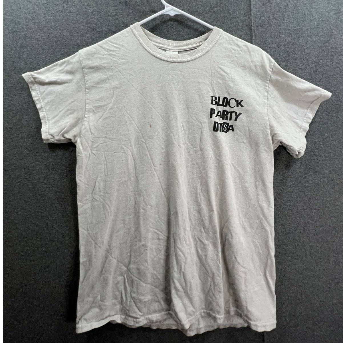 Gildan Gildan Shirt Women Medium White Short Sleeve Casual Size M / US 6-8 / IT 42-44 - 1 Thumbnail