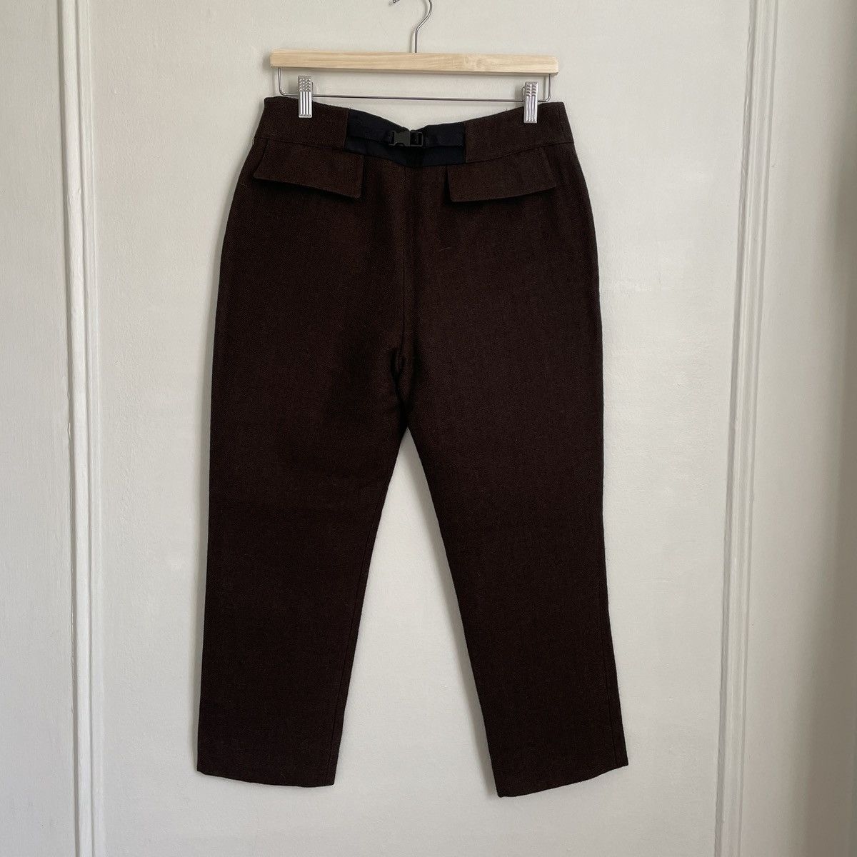 Miu Miu Miu Miu buckle back capris (44) Size 30" / US 8 / IT 44 - 1 Thumbnail