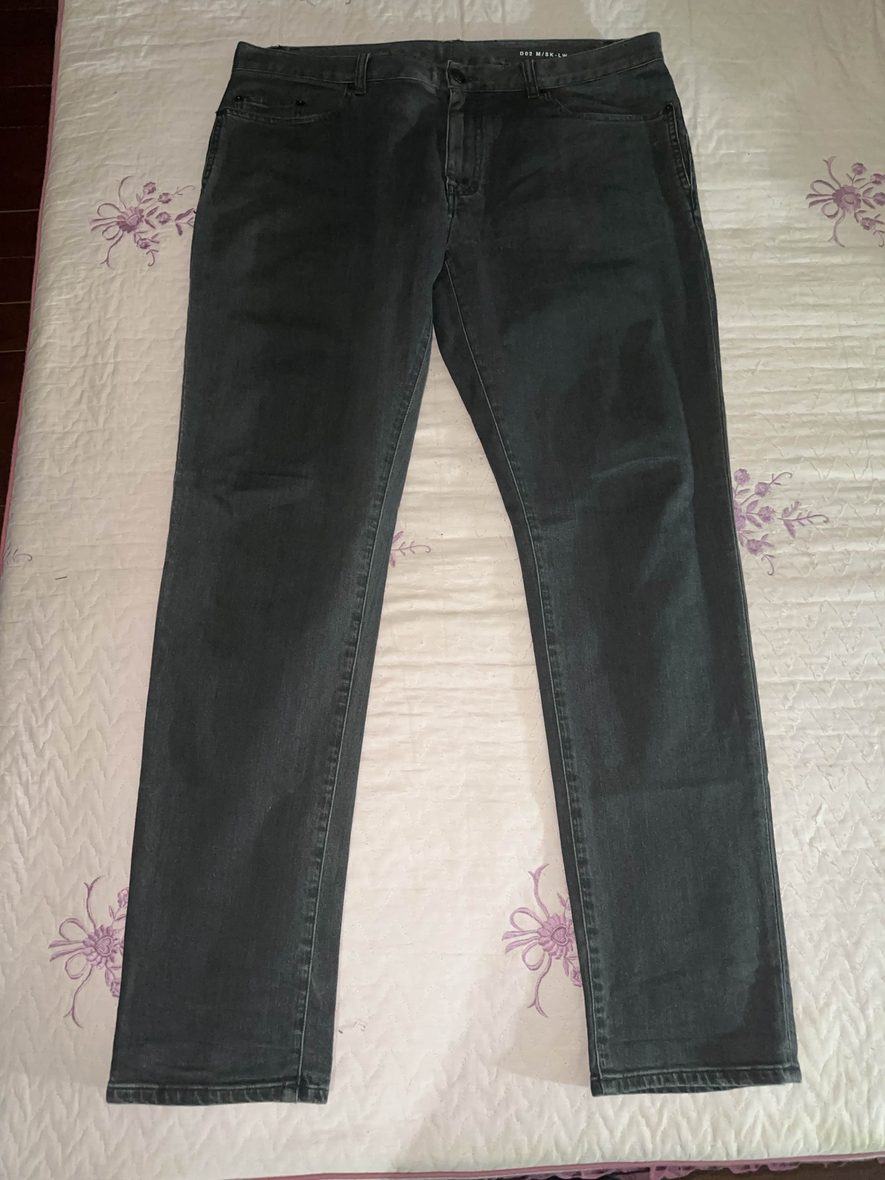 Saint Laurent Paris Saint Laurent D02 Washed Denim Jeans Size 36 Size US 36 / EU 52 - 1 Thumbnail