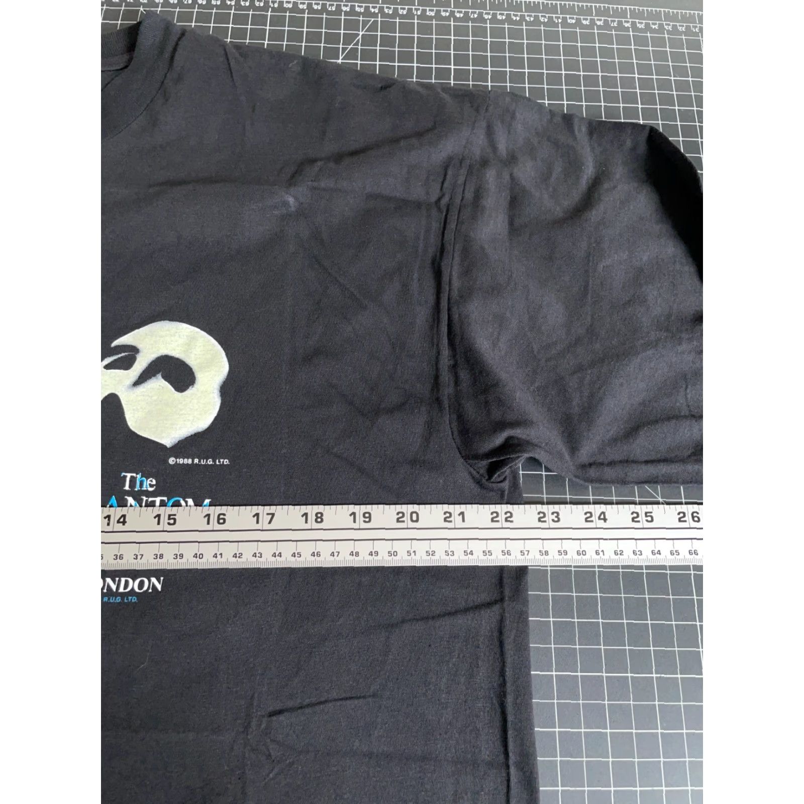 Vintage VINTAGE Dewynters 80s Phantom of the Opera T-Shirt Adult XL Black Glow in the Dark Graphic Print Mens Size US XL / EU 56 / 4 - 5 Thumbnail