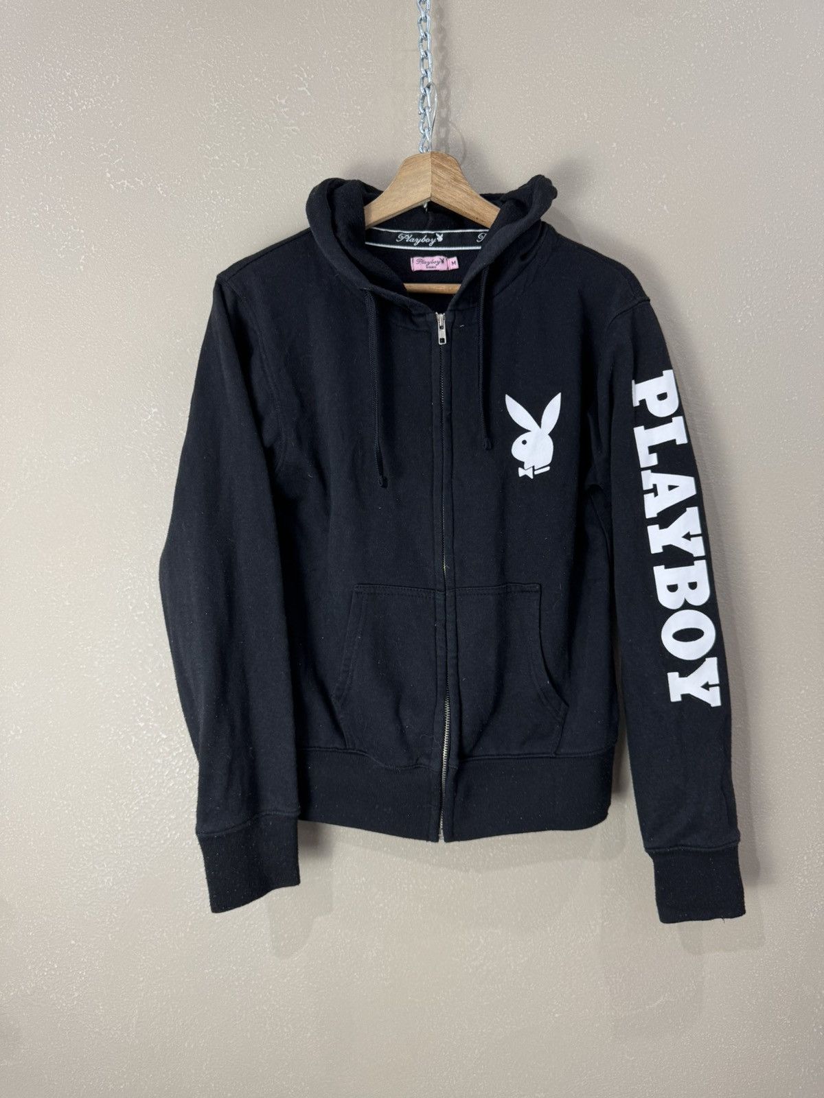 Playboy Playboy black boxy hoodie big spell out logo vintage 90s Size M / US 6-8 / IT 42-44 - 1 Thumbnail