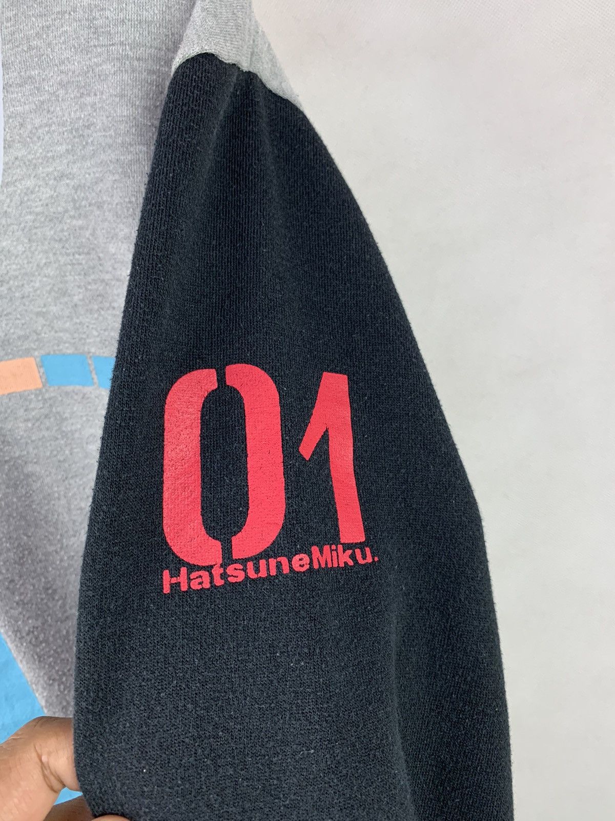Anime Steals! Hatsune Miku Japanese Artist Anime Hoodie Sweater Size US L / EU 52-54 / 3 - 5 Thumbnail