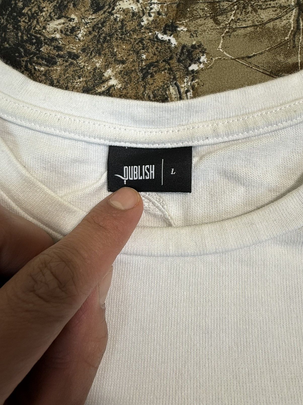 Publish ***FINAL DROP***RARE PUBLISH CLOTHING “VIDEOWAVE” SHIRT L Size US L / EU 52-54 / 3 - 6 Thumbnail