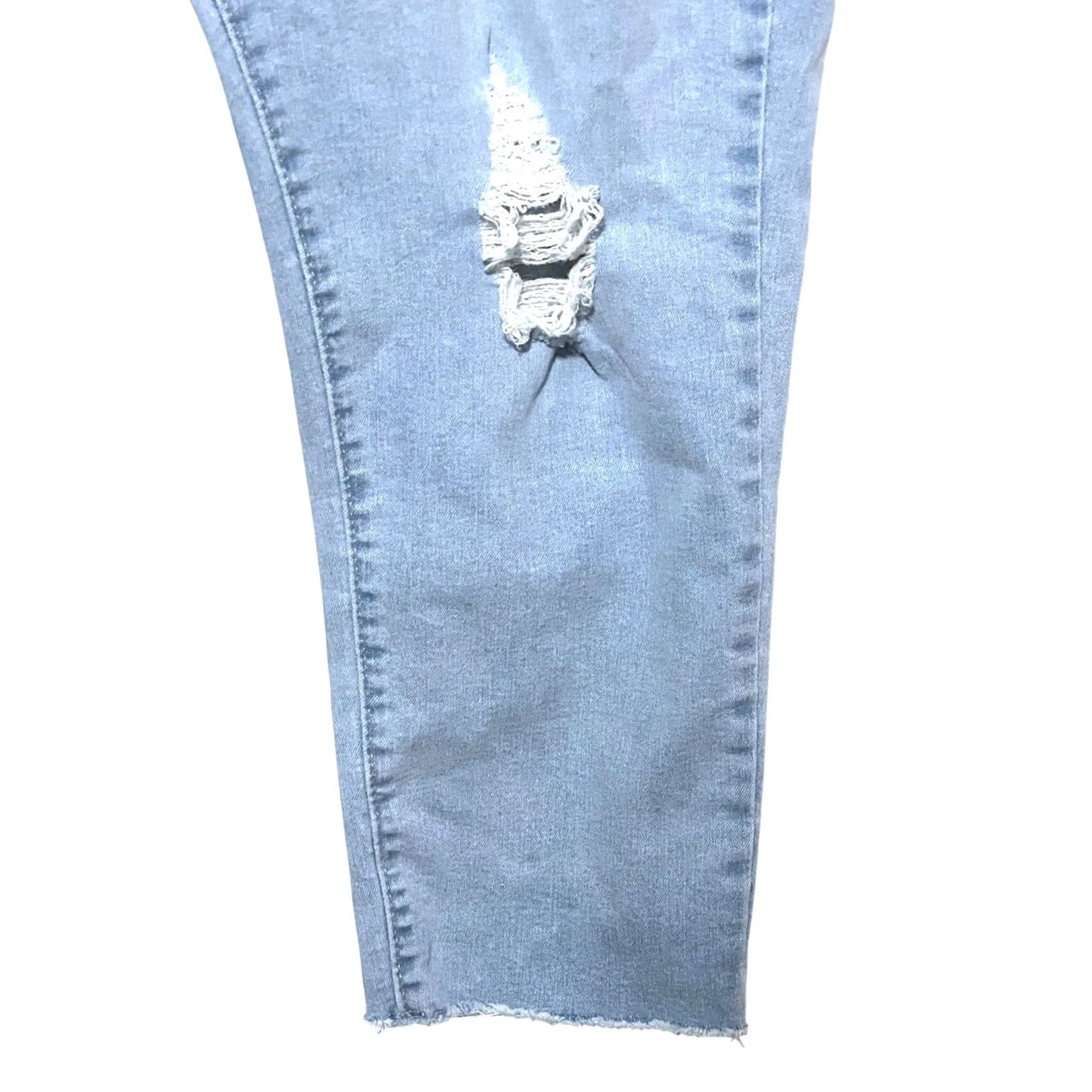 Levi's Levi's Denizen Mid Rise Boyfriend Jeans Distressed Raw Hem Stretch Women Plus 22W Size 40" / US 18 - 4 Thumbnail