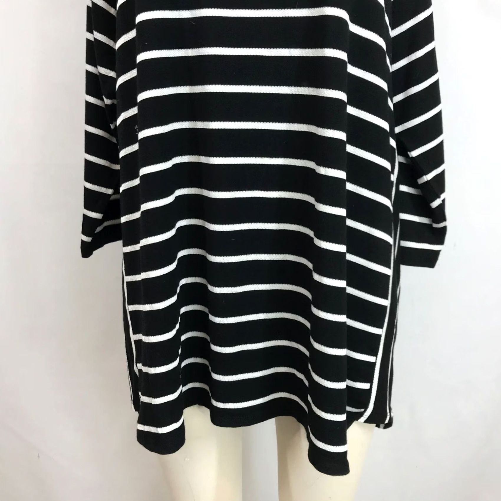 Vintage CHICO'S WOMEN'S BLACK WHITE STRIPE 3/4 SLEEVE TUNIC TOP Size 2 Size XS / US 0-2 / IT 36-38 - 3 Thumbnail