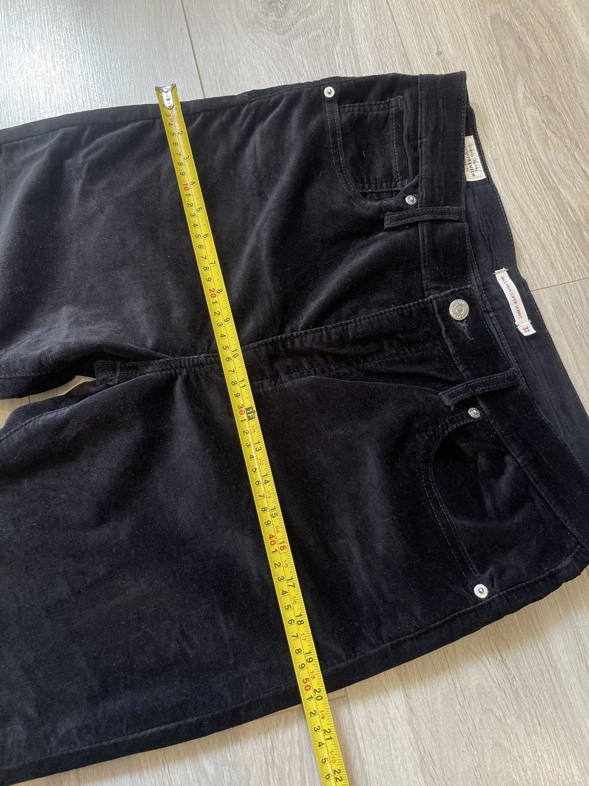 Levi's × Vintage Levi's Premium Mile High Super Skinny Black Velor Pants 32 Size 32" / US 10 / IT 46 - 14 Thumbnail